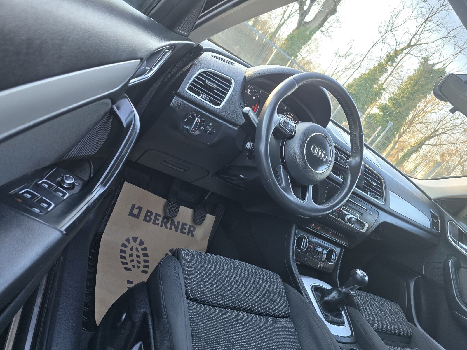 Audi Q3 2,0 TDI S-LINE- GRATIS PRIJENOS, NIJE UVOZ, ODLIČAN!, fotografija 14