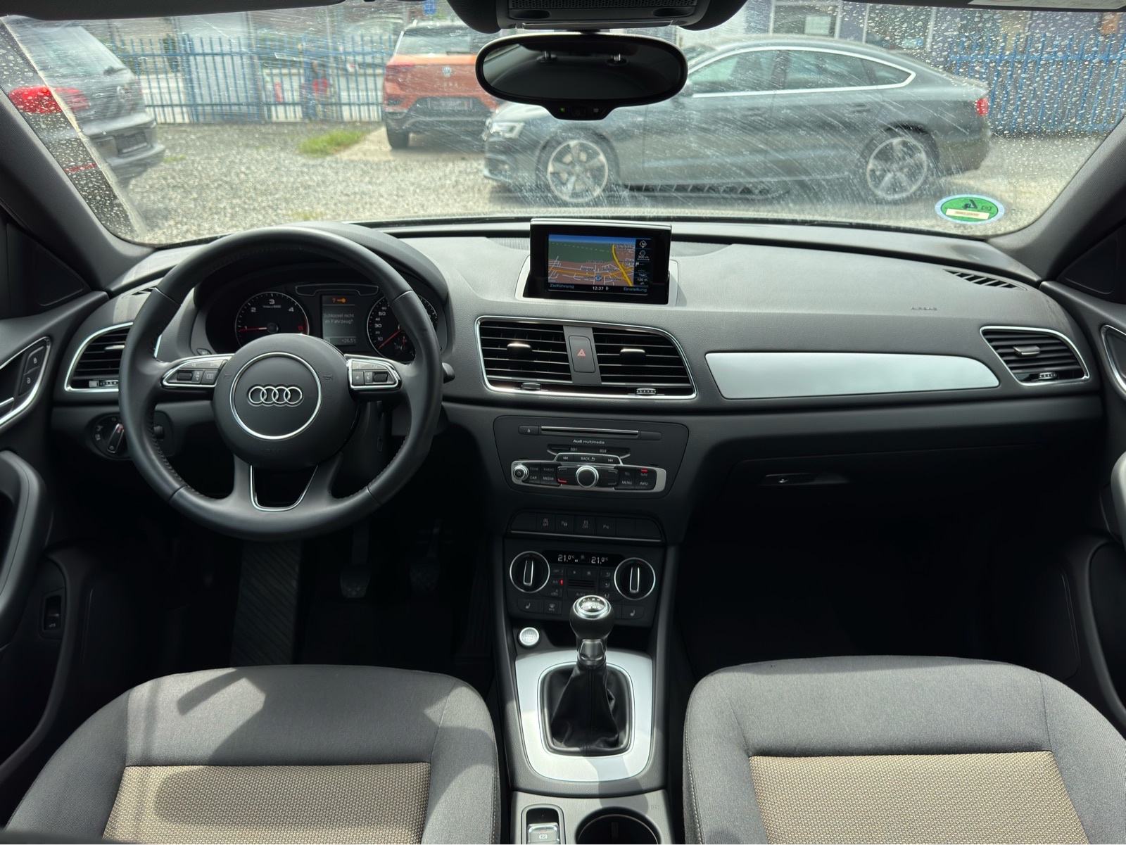 Audi Q3 2,0 TDI / S LINE / LED / NAVI / 150KS / KAMERA / ALU, fotografija 10