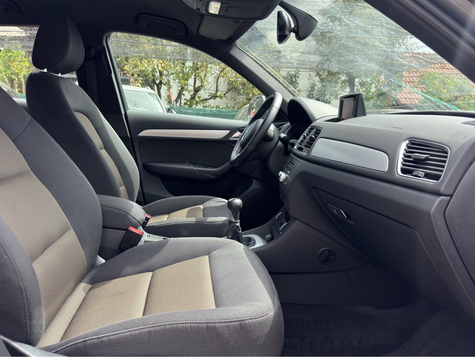 Audi Q3 2,0 TDI / S LINE / LED / NAVI / 150KS / KAMERA / ALU, fotografija 14