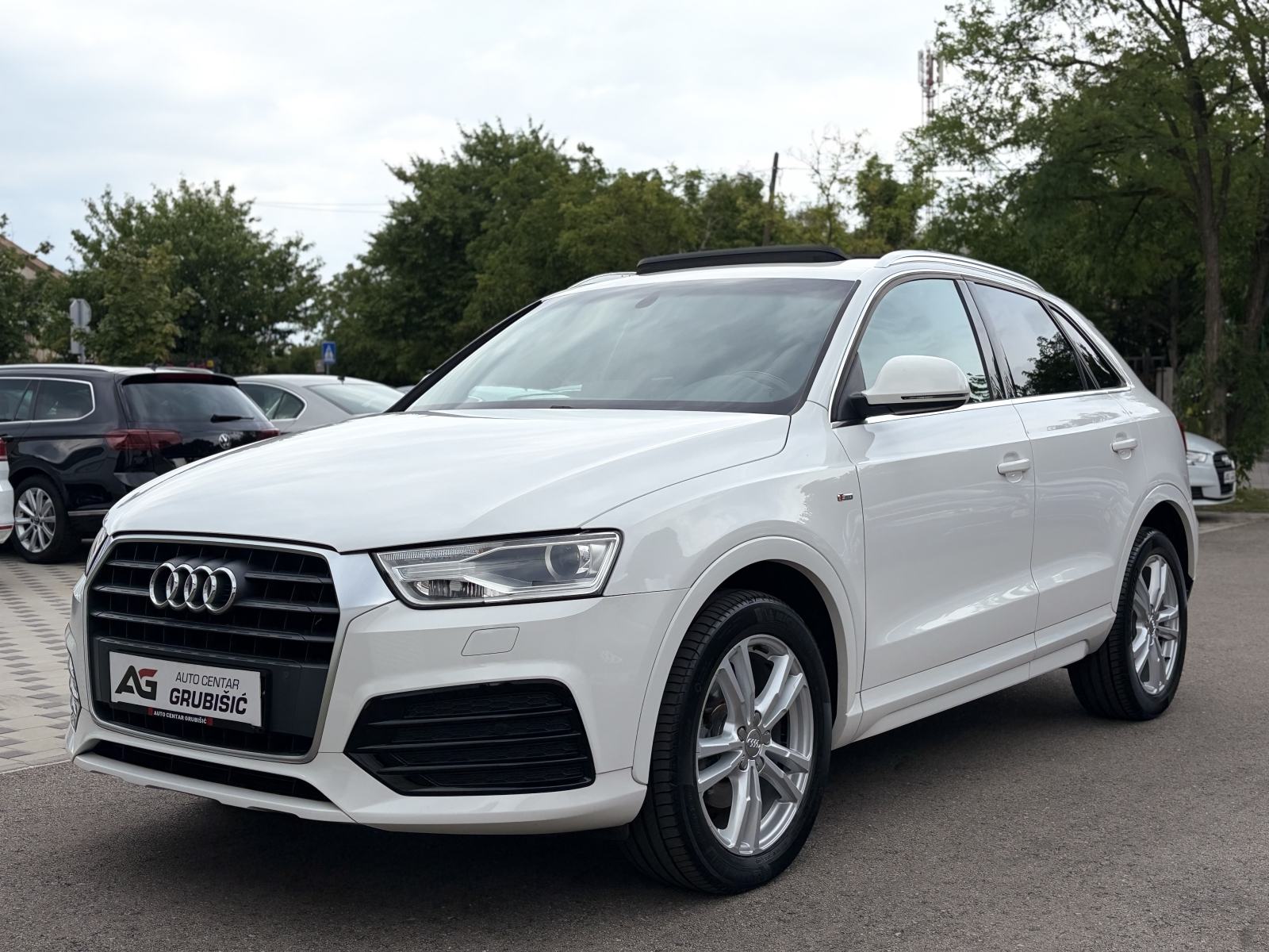 Audi Q3 2,0 TDI S LINE *Panorama* *FULL oprema* *1.vlasnik* *Jamstvo*, fotografija 3