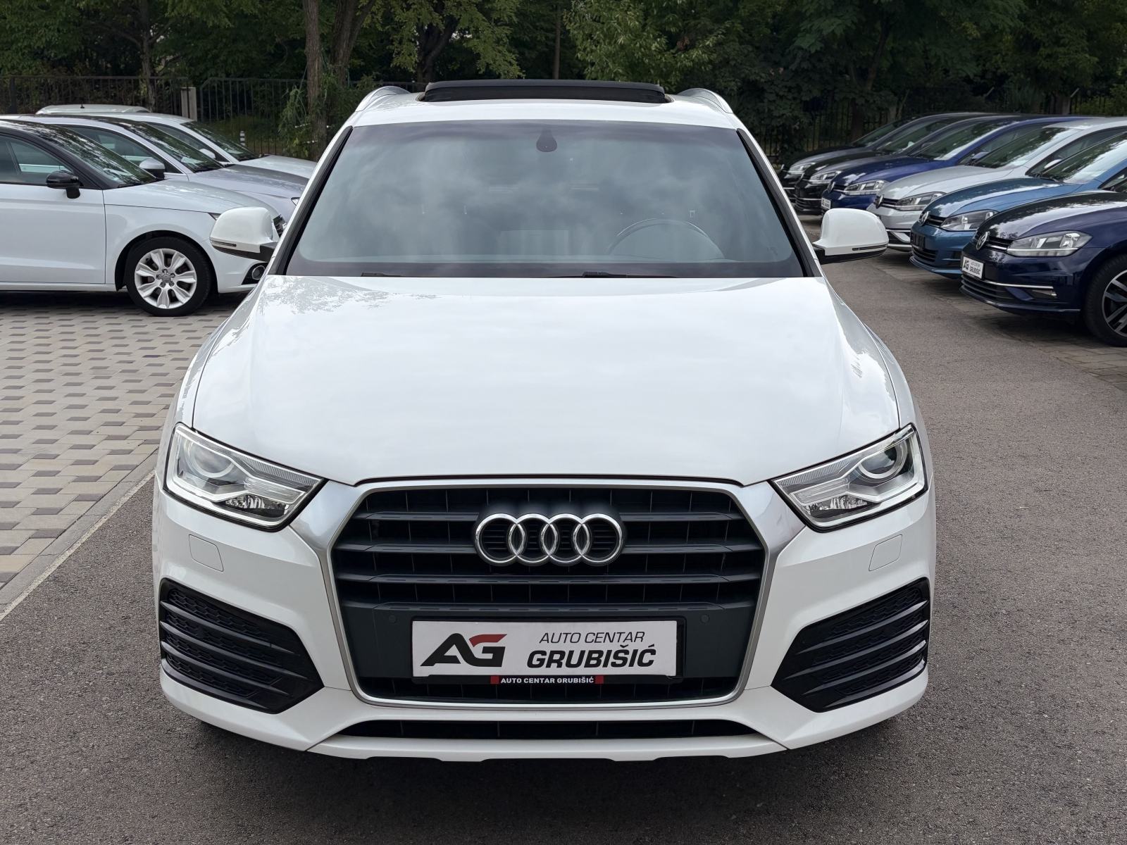 Audi Q3 2,0 TDI S LINE *Panorama* *FULL oprema* *1.vlasnik* *Jamstvo*, fotografija 2