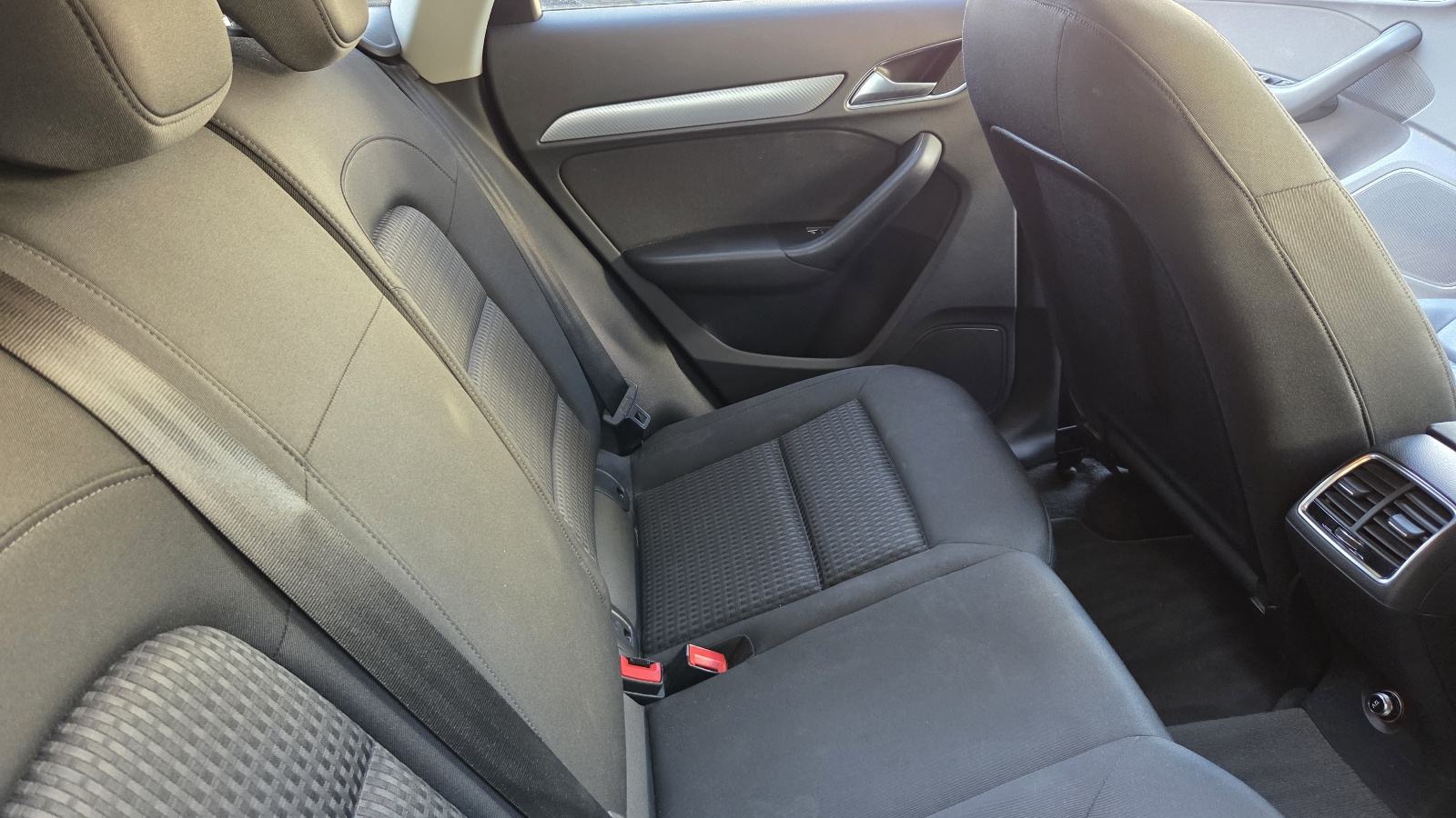 Audi Q3 2,0 TDI * Nije uvoz *, fotografija 14