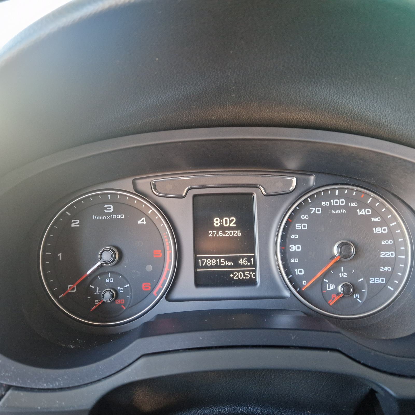 Audi Q3 2,0 TDI QUATTRO DESING S TRONIC,NAVI,Do registracije., fotografija 10