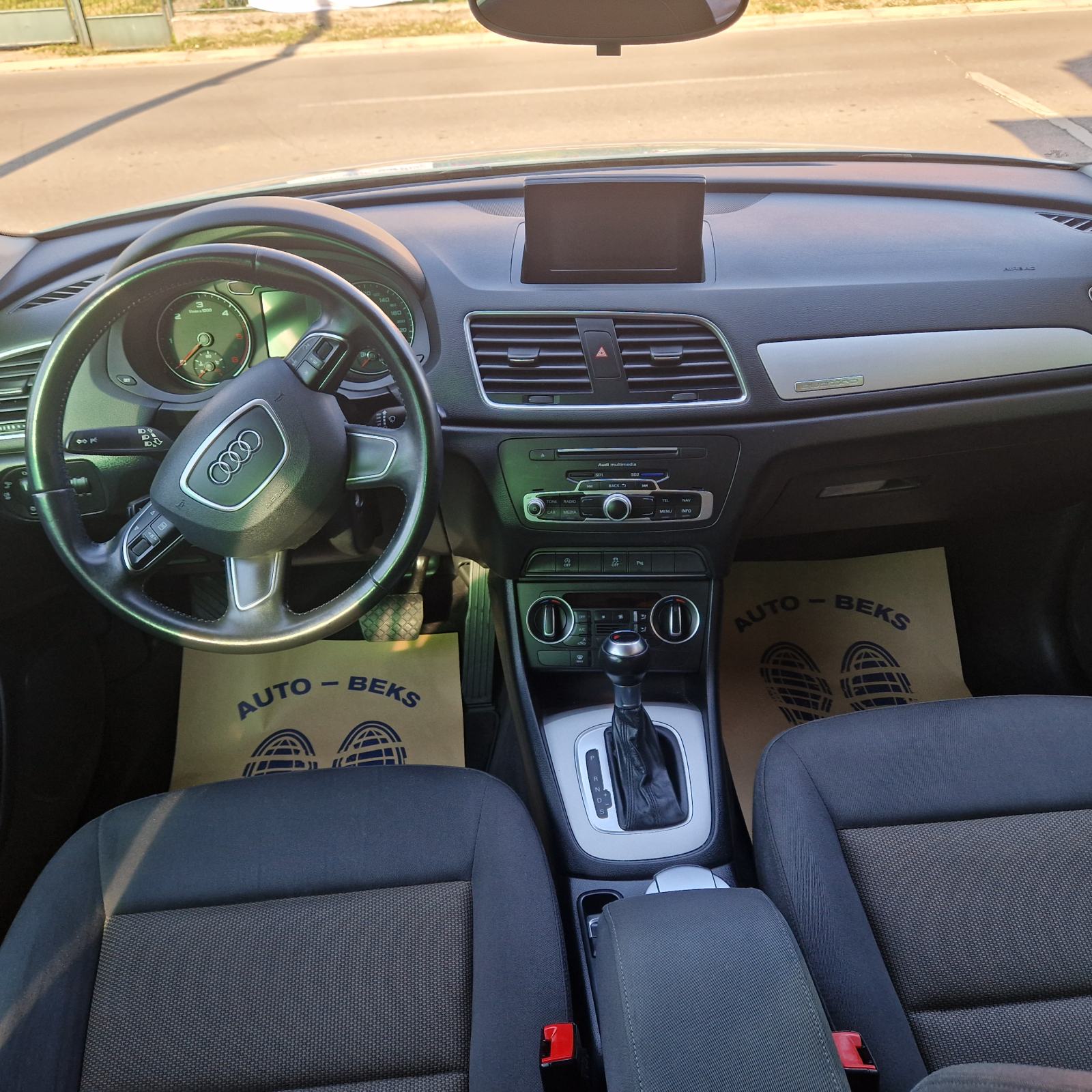 Audi Q3 2,0 TDI QUATTRO DESING S TRONIC,NAVI,Do registracije., fotografija 13