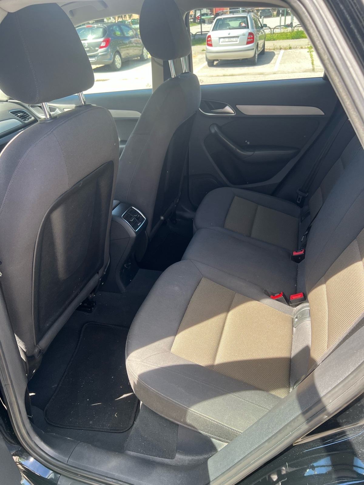 Audi Q3 2,0 TDI reg godinu dana Odlično stanje Nove gume HR Auto, fotografija 10