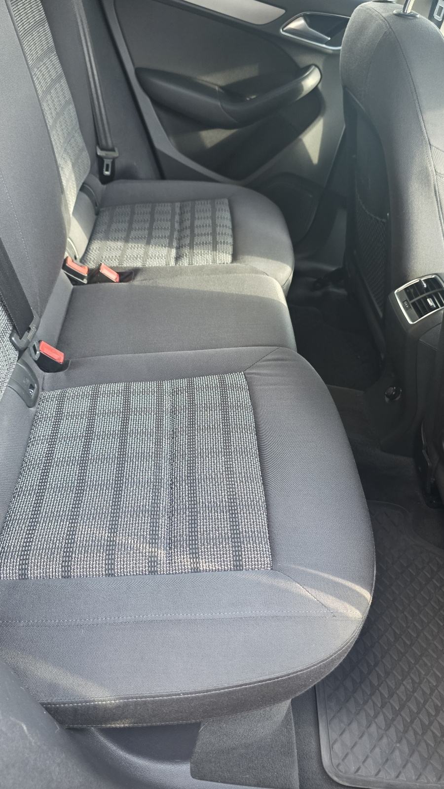 Audi Q3 2,0 TDI, fotografija 13