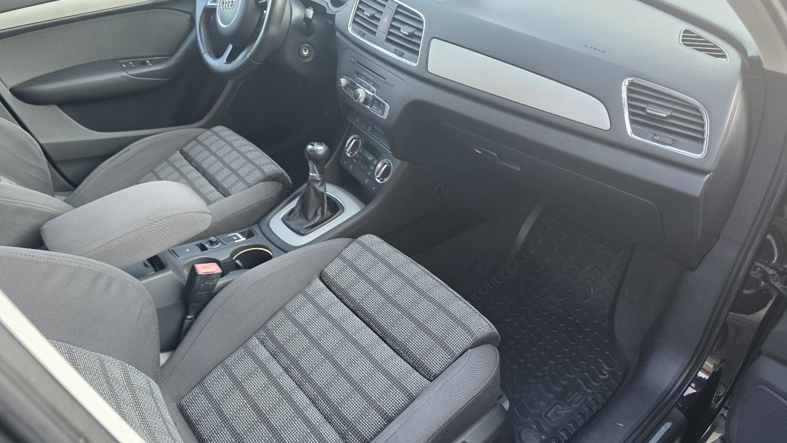 Audi Q3 2,0 TDI, fotografija 11