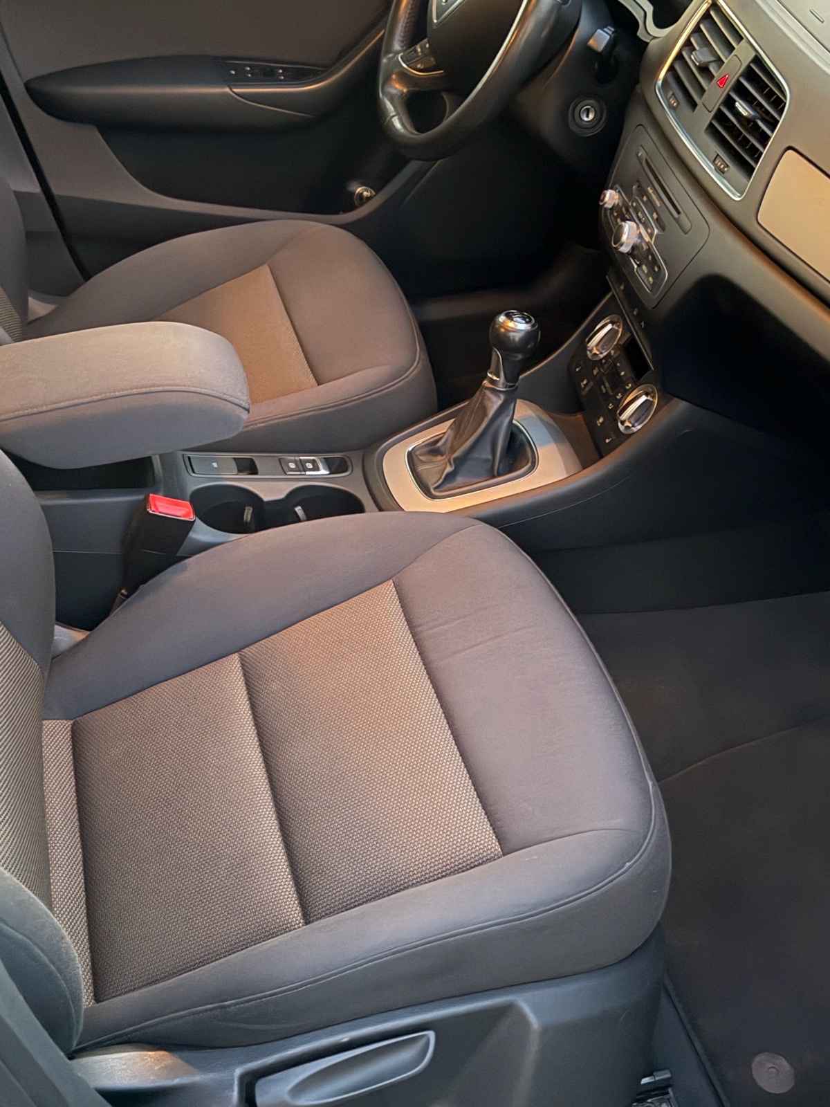 Audi Q3 2,0 TDI, fotografija 7