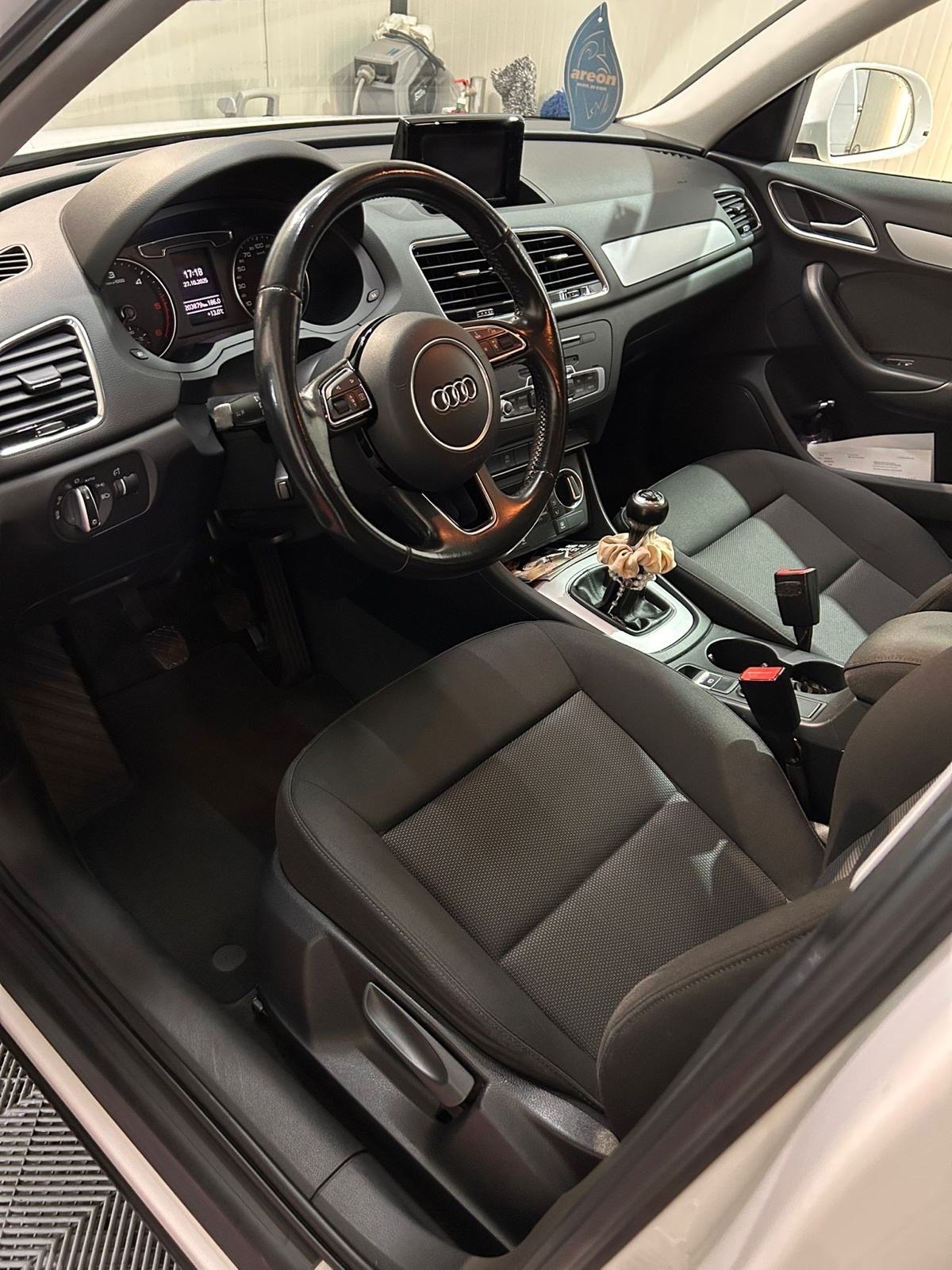 Audi Q3 2,0 TDI, fotografija 5