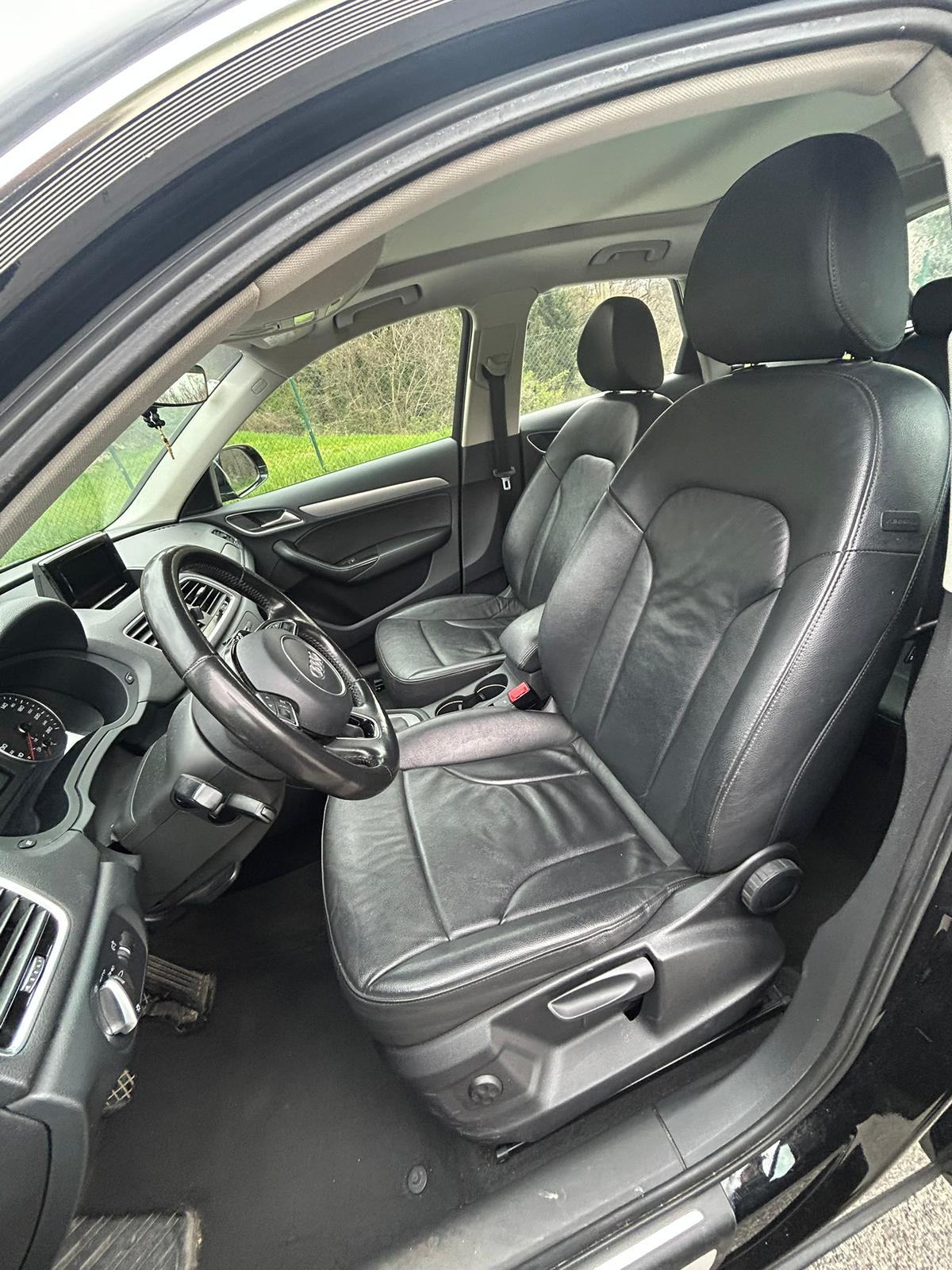 Audi Q3 2,0 TDI, fotografija 11