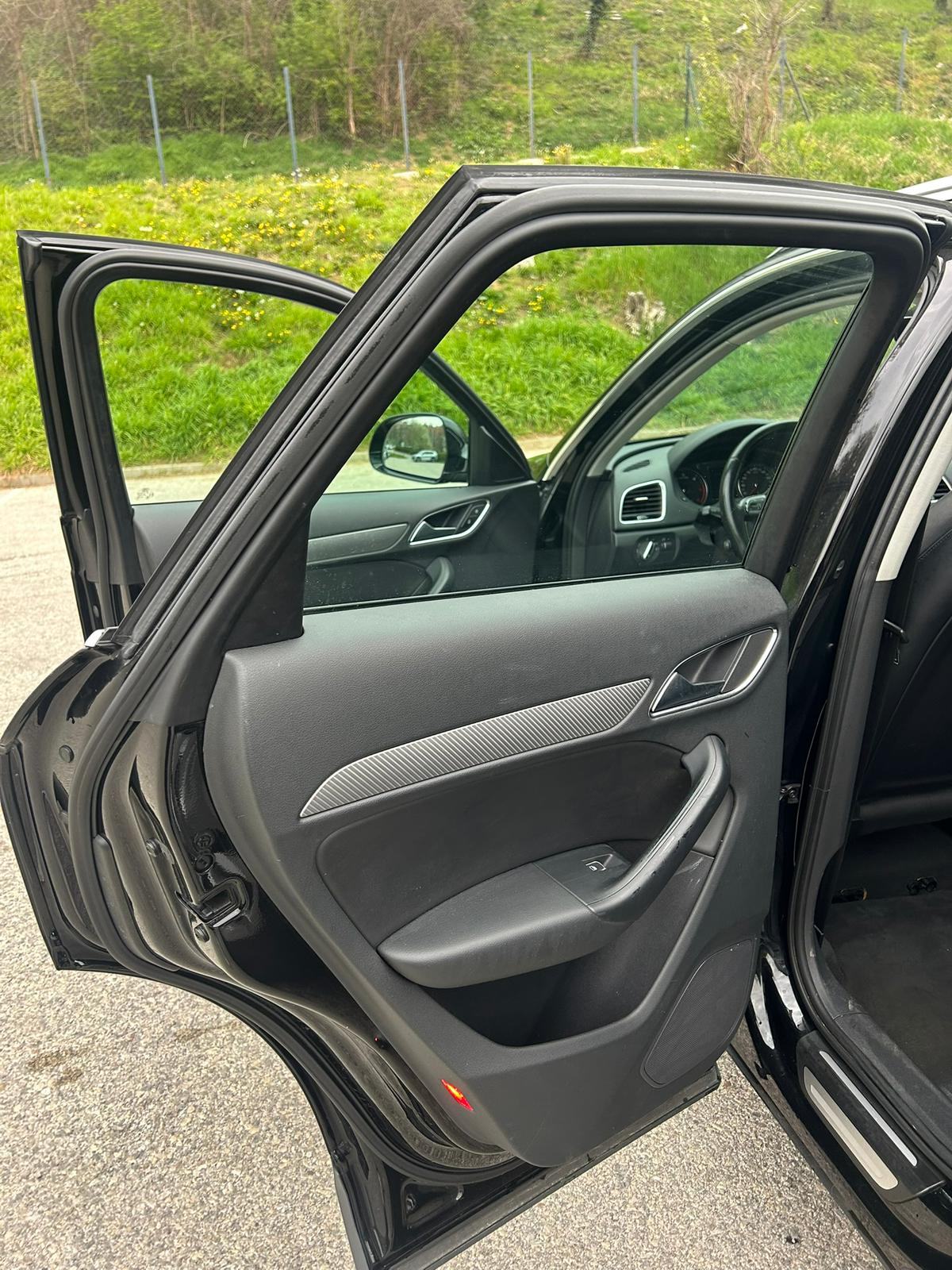 Audi Q3 2,0 TDI, fotografija 12