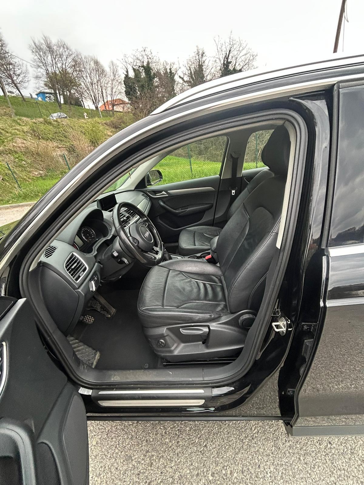 Audi Q3 2,0 TDI, fotografija 13