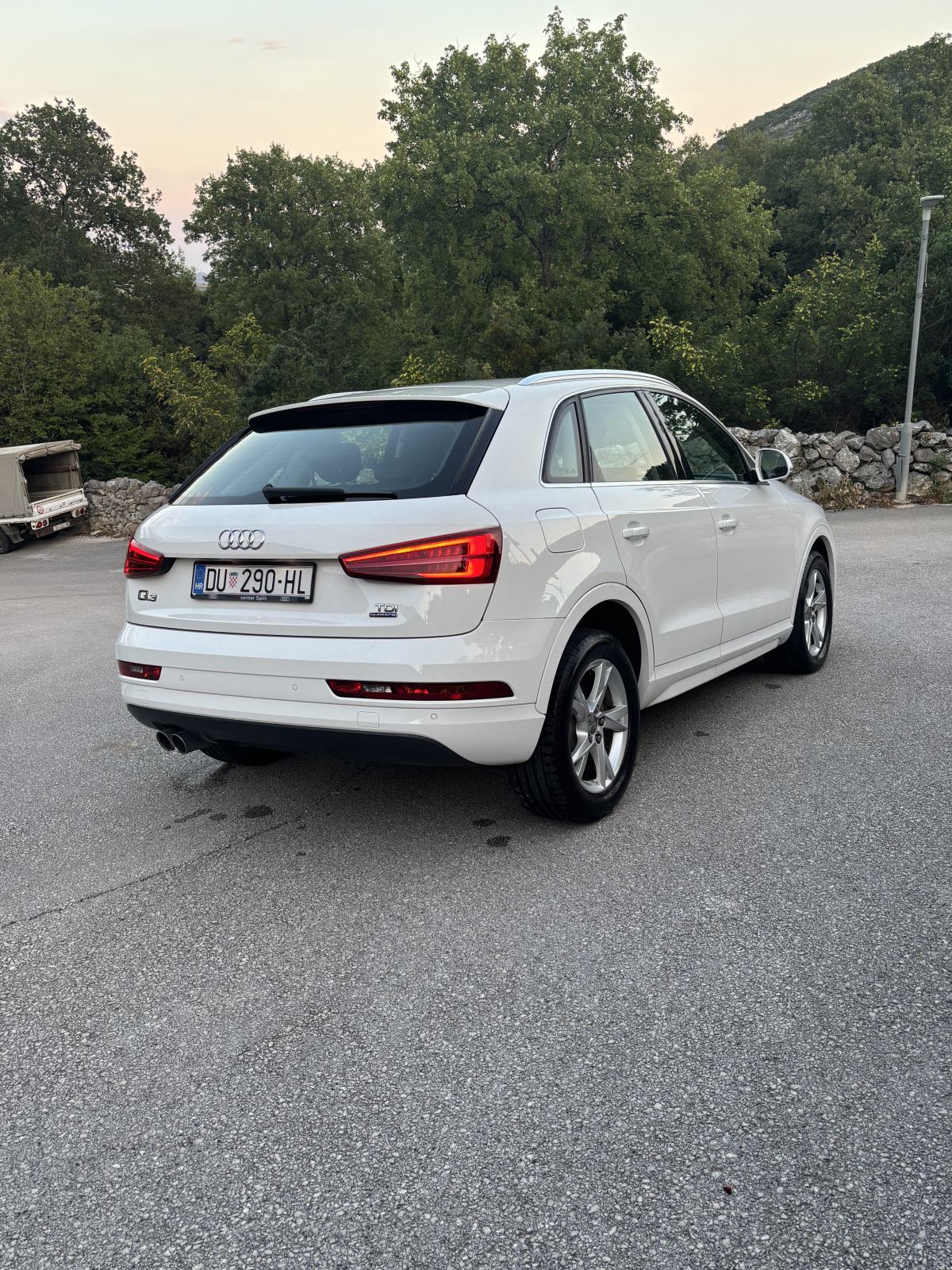 Audi Q3 2,0 TDI Quattro Sport … S-Tronic … Prvi vlasnik, fotografija 4