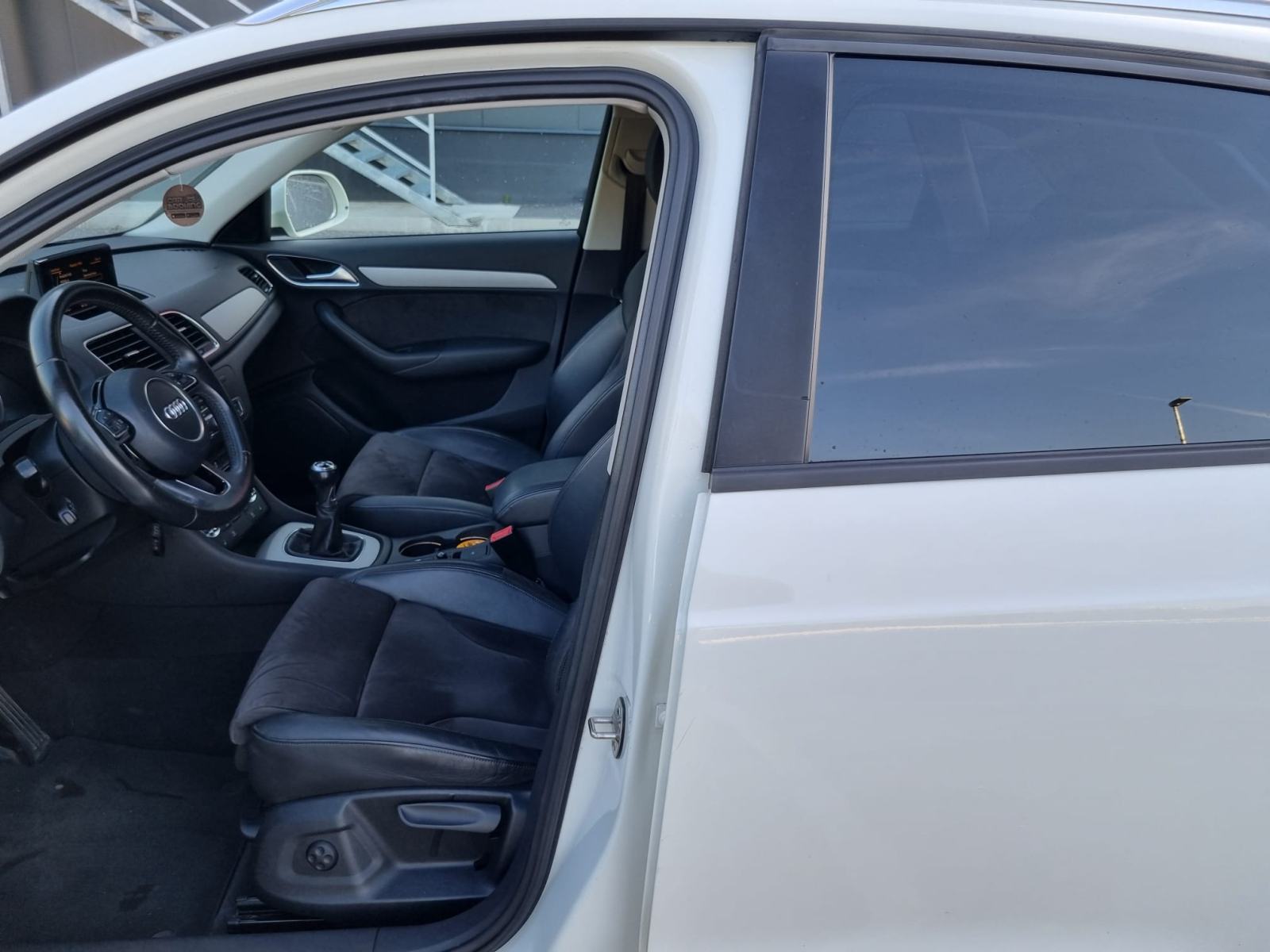 Audi Q3 2,0 TDI, fotografija 9