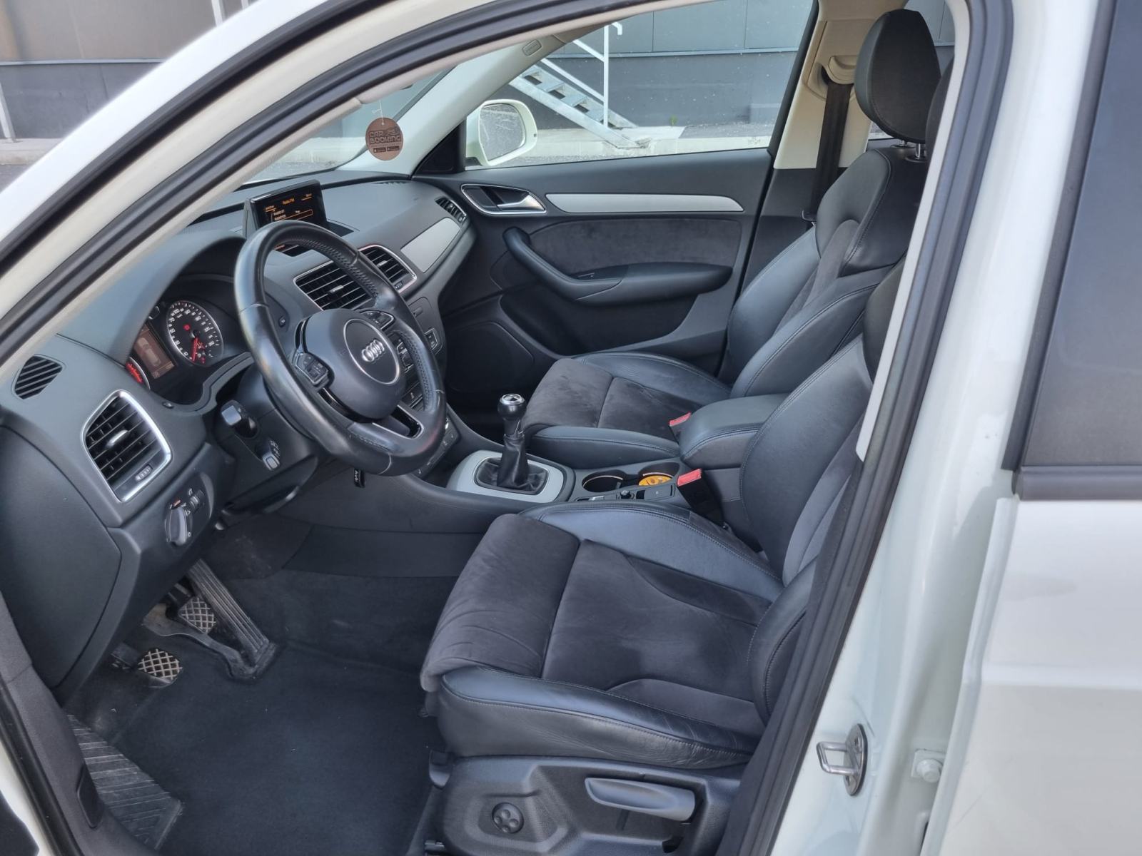 Audi Q3 2,0 TDI, fotografija 12