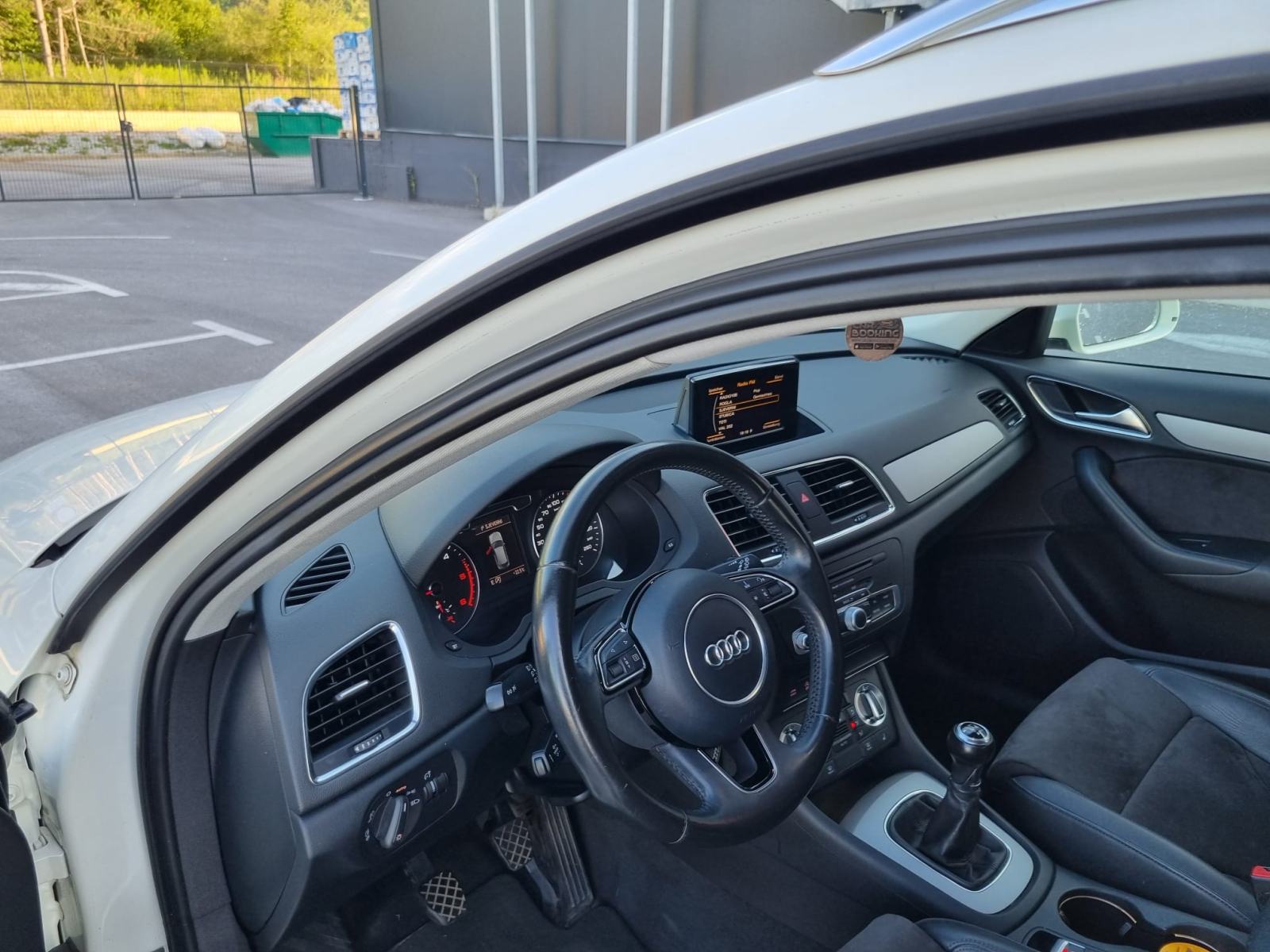 Audi Q3 2,0 TDI, fotografija 15