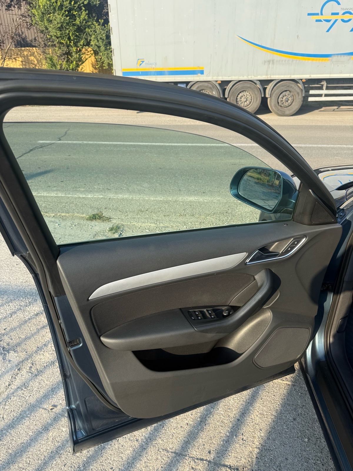 Audi Q3 2,0 TDI xenon, gr.sjedala, navi, tempomat, servisna, fotografija 5