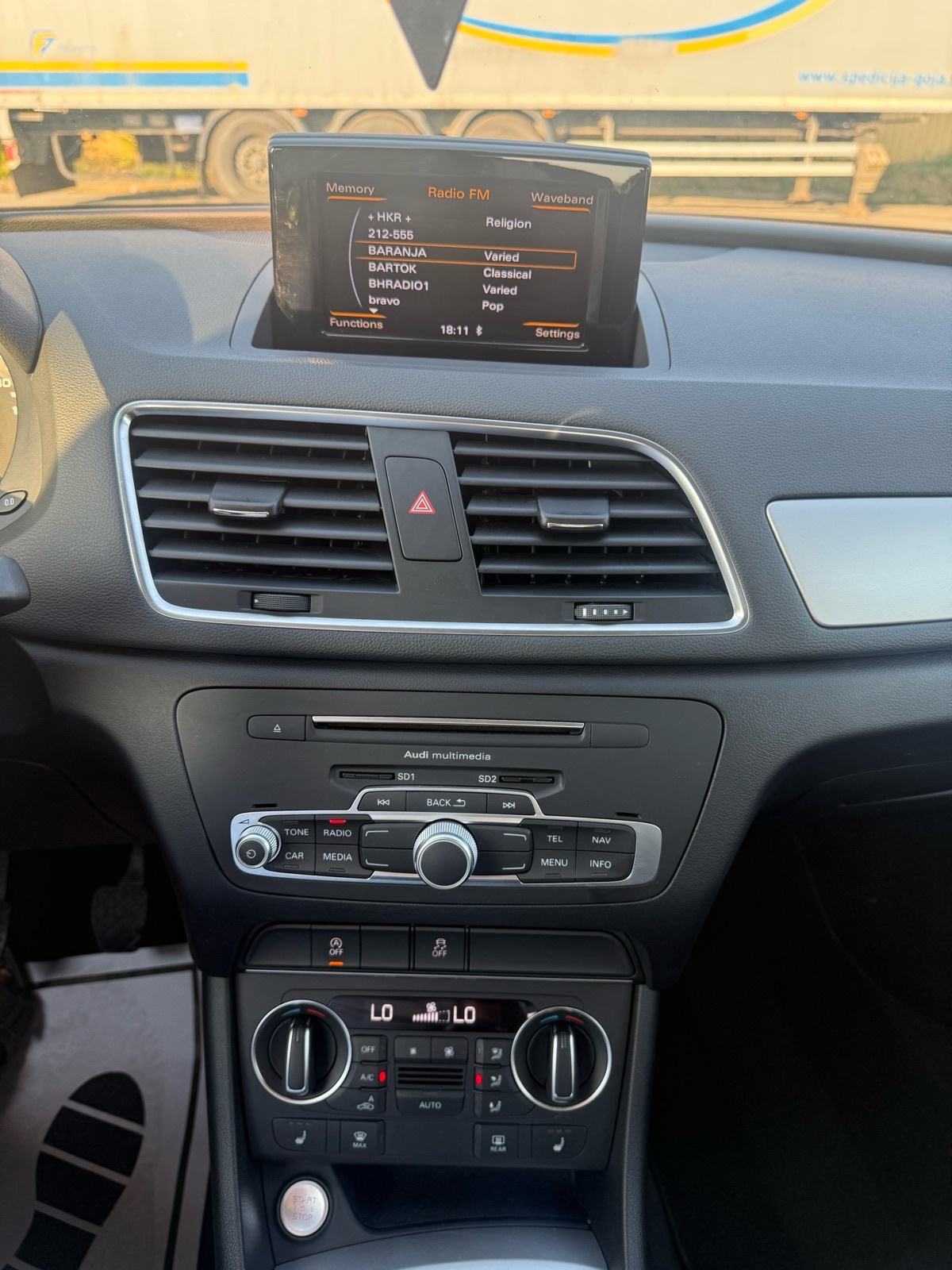 Audi Q3 2,0 TDI xenon, gr.sjedala, navi, tempomat, servisna, fotografija 10