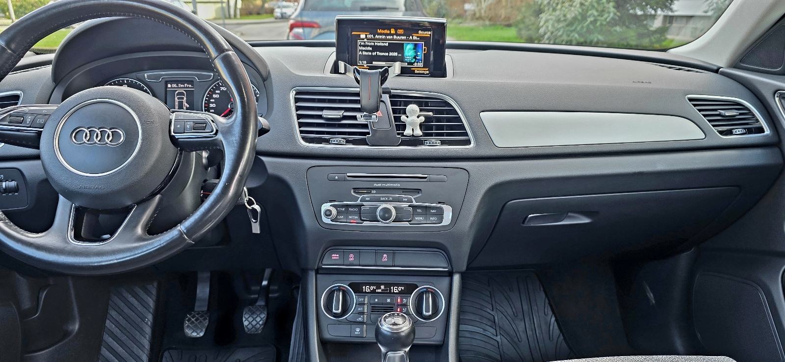 Audi Q3 2,0 TDI Sport, fotografija 11