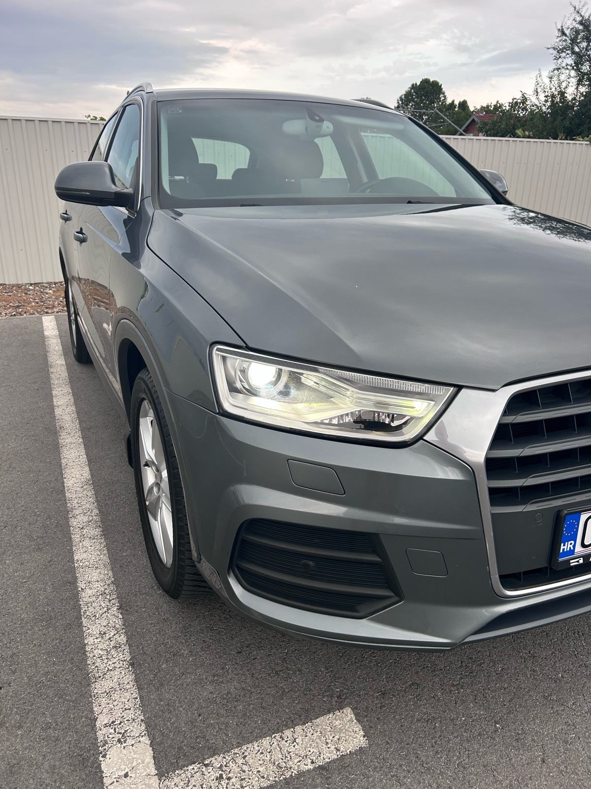 Audi Q3 2,0 TDI Sport, fotografija 6