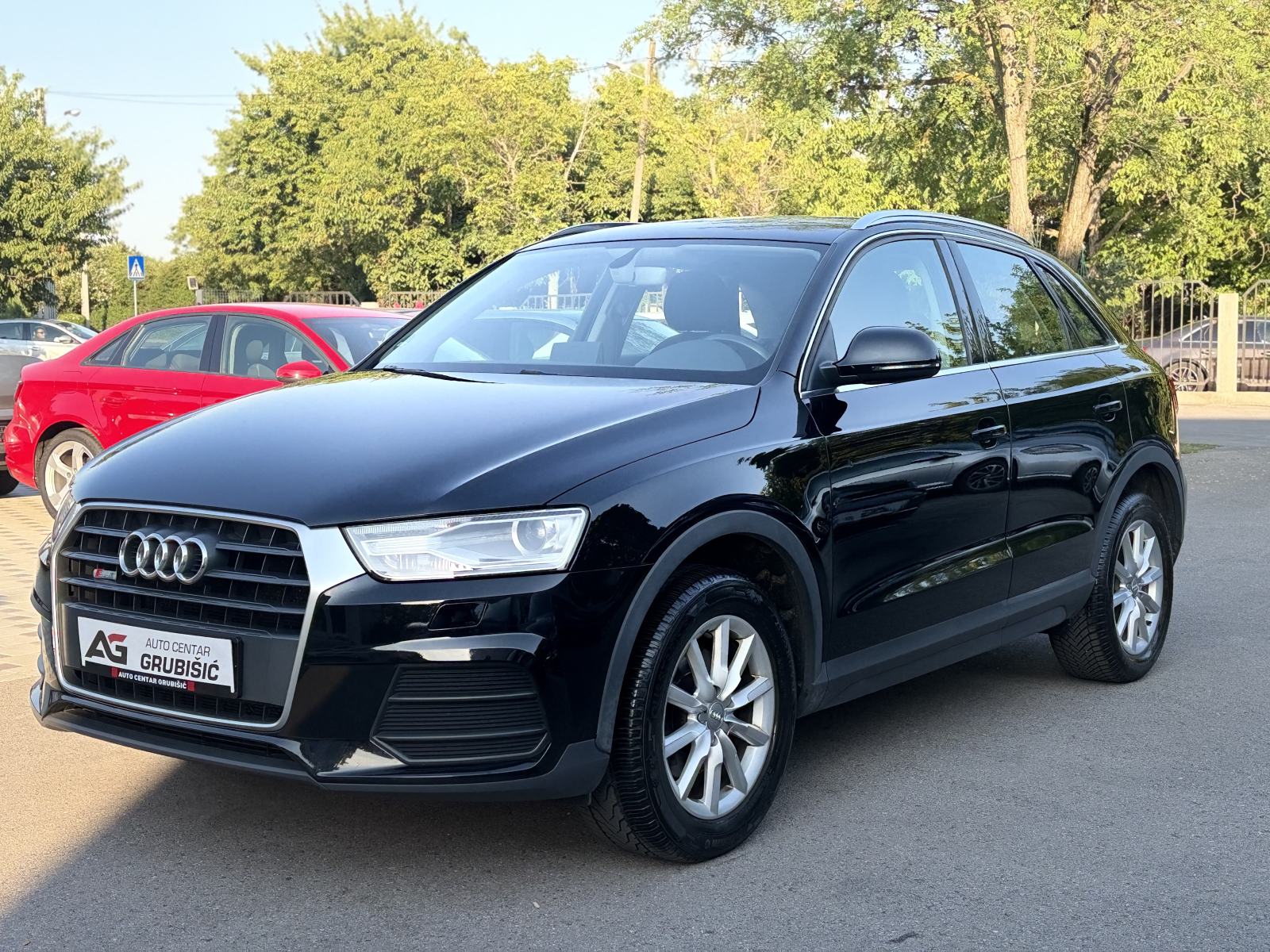 Audi Q3 2,0 TDI Sport, fotografija 11