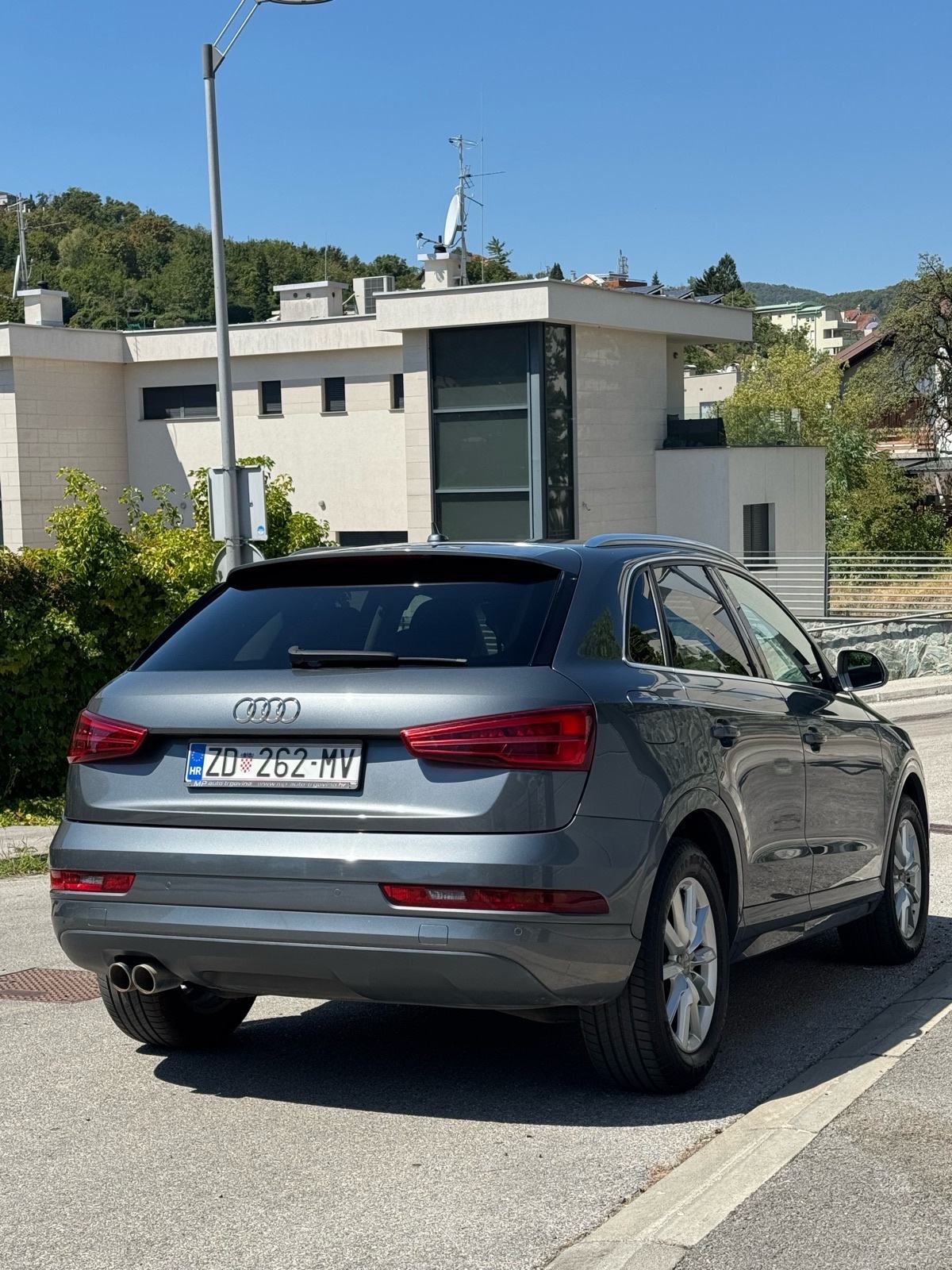 Audi Q3 2,0 TDI Sport, fotografija 4