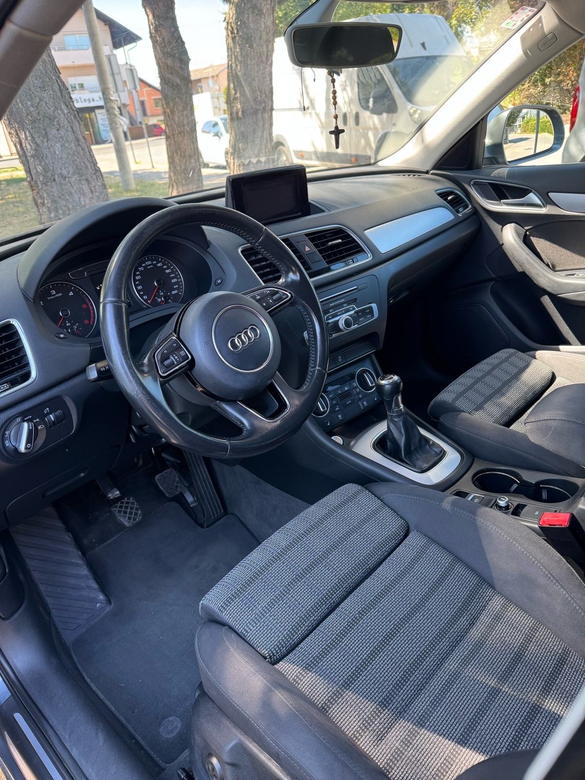 Audi Q3 2,0 TDI Sport, fotografija 10