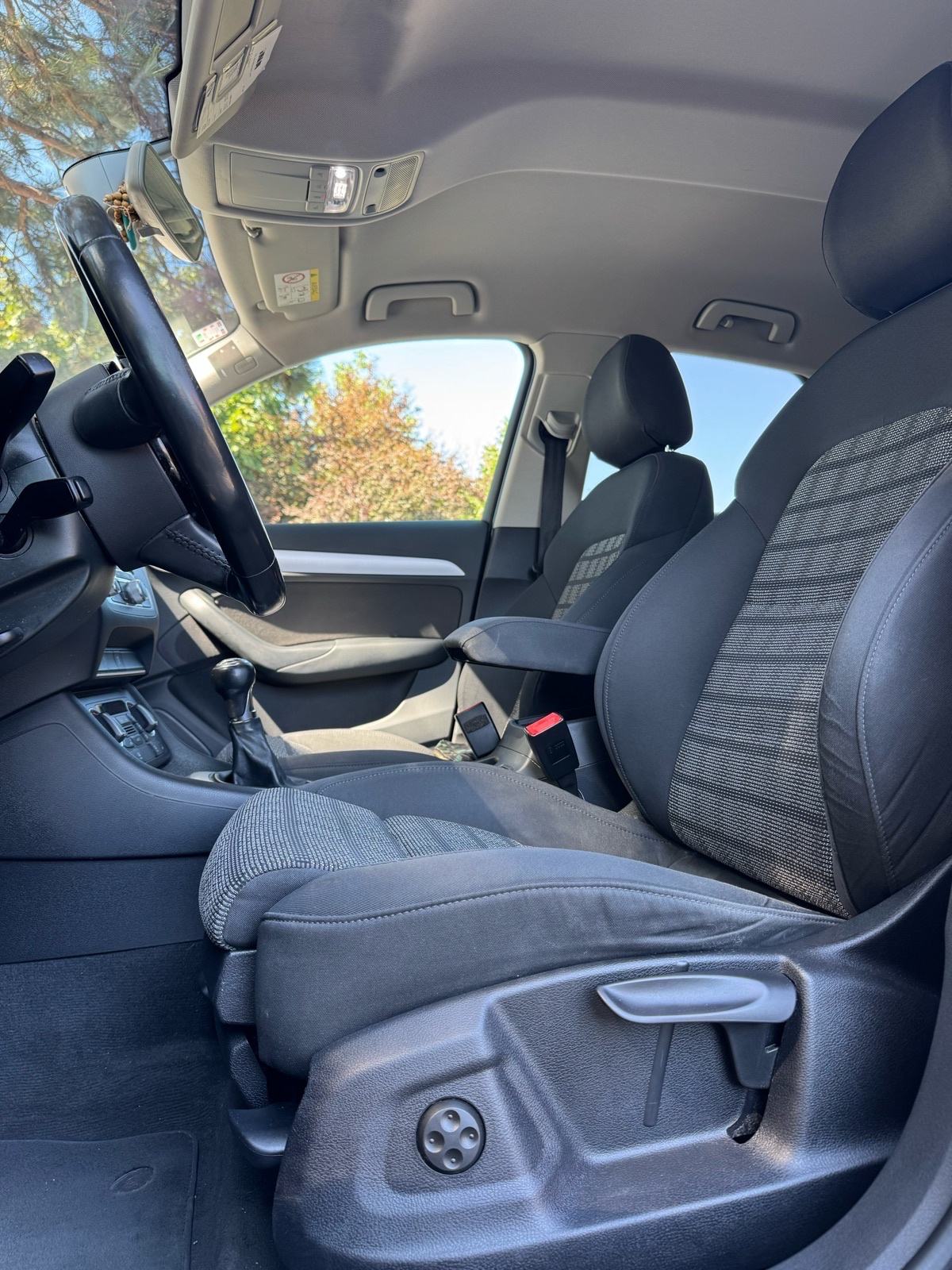 Audi Q3 2,0 TDI Sport, fotografija 11