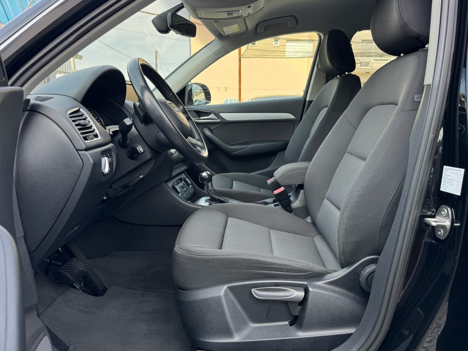 Audi Q3 2,0 TDI S-tronic / BIXENON / NAVI / PDC / AUT KLIMA / JAMSTVO, fotografija 15