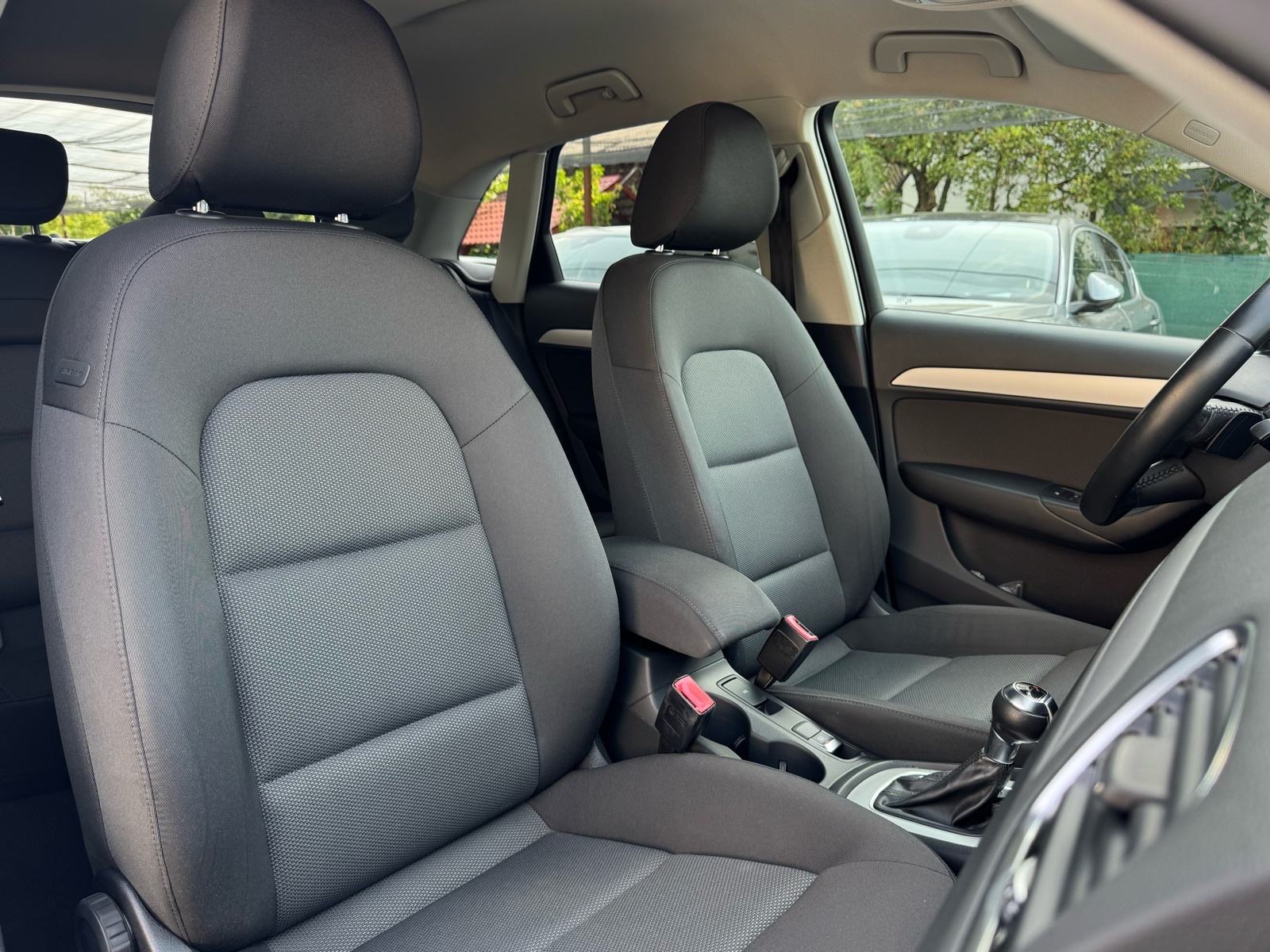Audi Q3 2,0 TDI S-tronic / BIXENON / NAVI / PDC / AUT KLIMA / JAMSTVO, fotografija 19