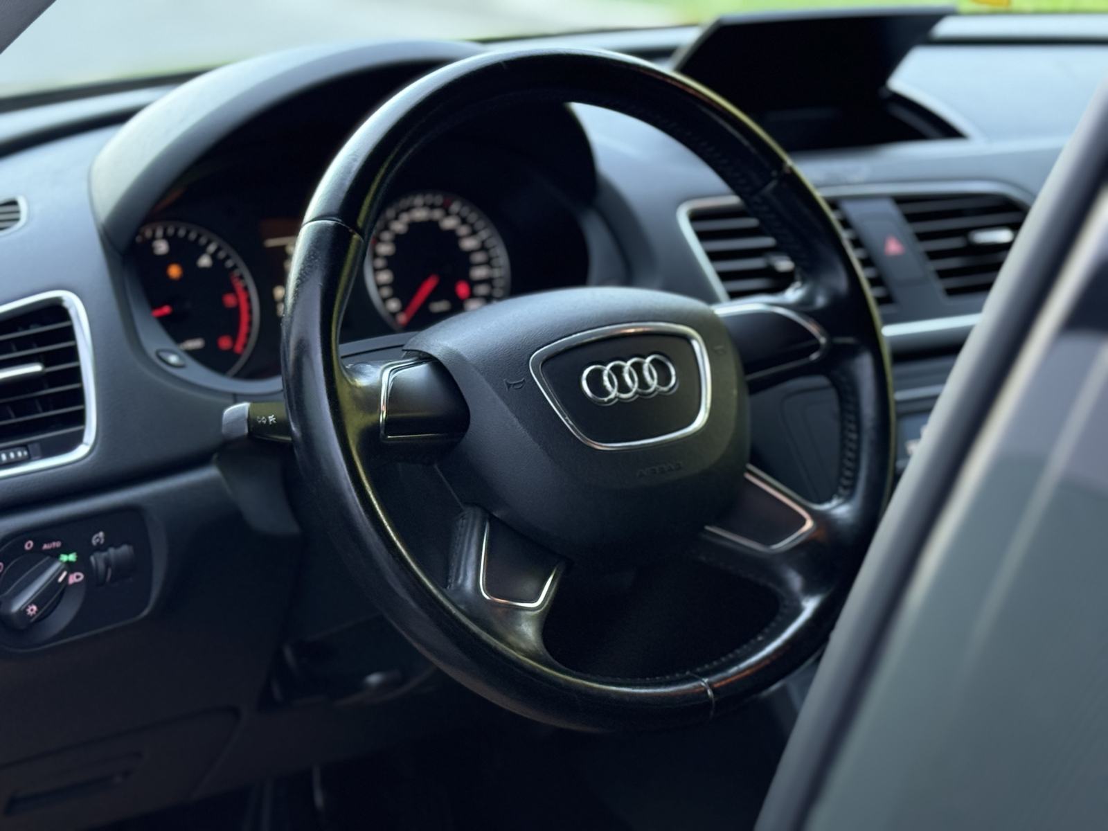 Audi Q3 2.0 TDI S-Tronic QUATTRO 4x4 177 KS S-Tronic AUTOMATIK ! LED !, fotografija 17