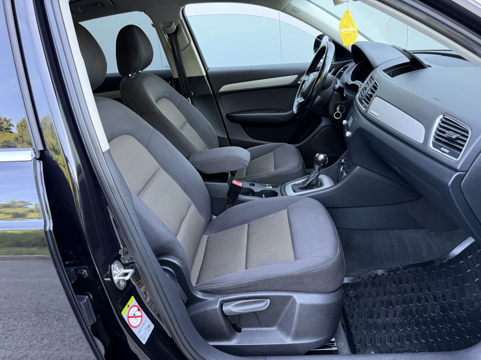Audi Q3 2.0 TDI S-Tronic QUATTRO 4x4 177 KS S-Tronic AUTOMATIK ! LED !, fotografija 13