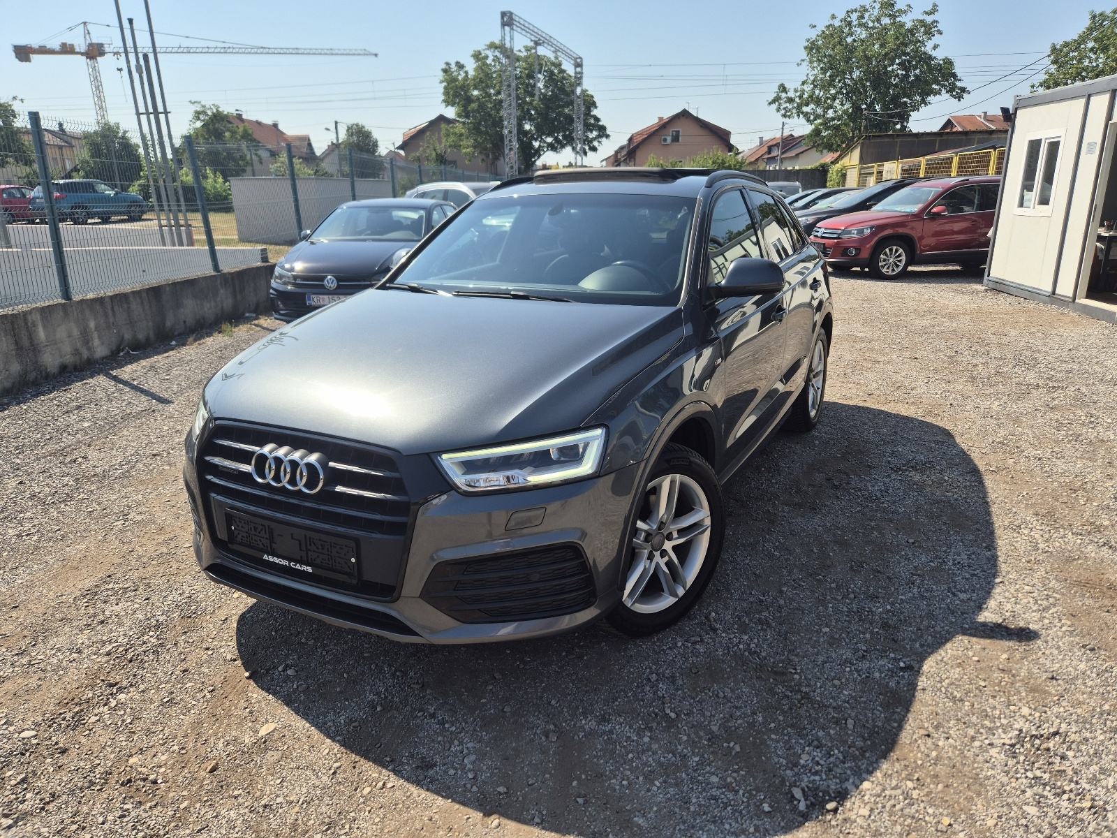 Audi Q3 2,0 TFSI S-line quattro 162kw automatik,Panoramski krov, pogled izvana - slika 1