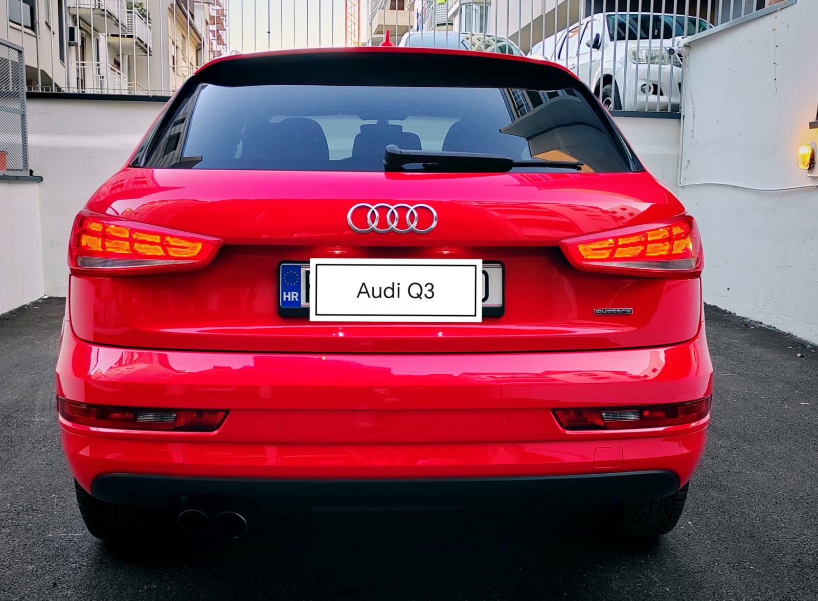 Audi Q3 *Sline* *179 KS* *Keyless* *Quattro*, fotografija 2
