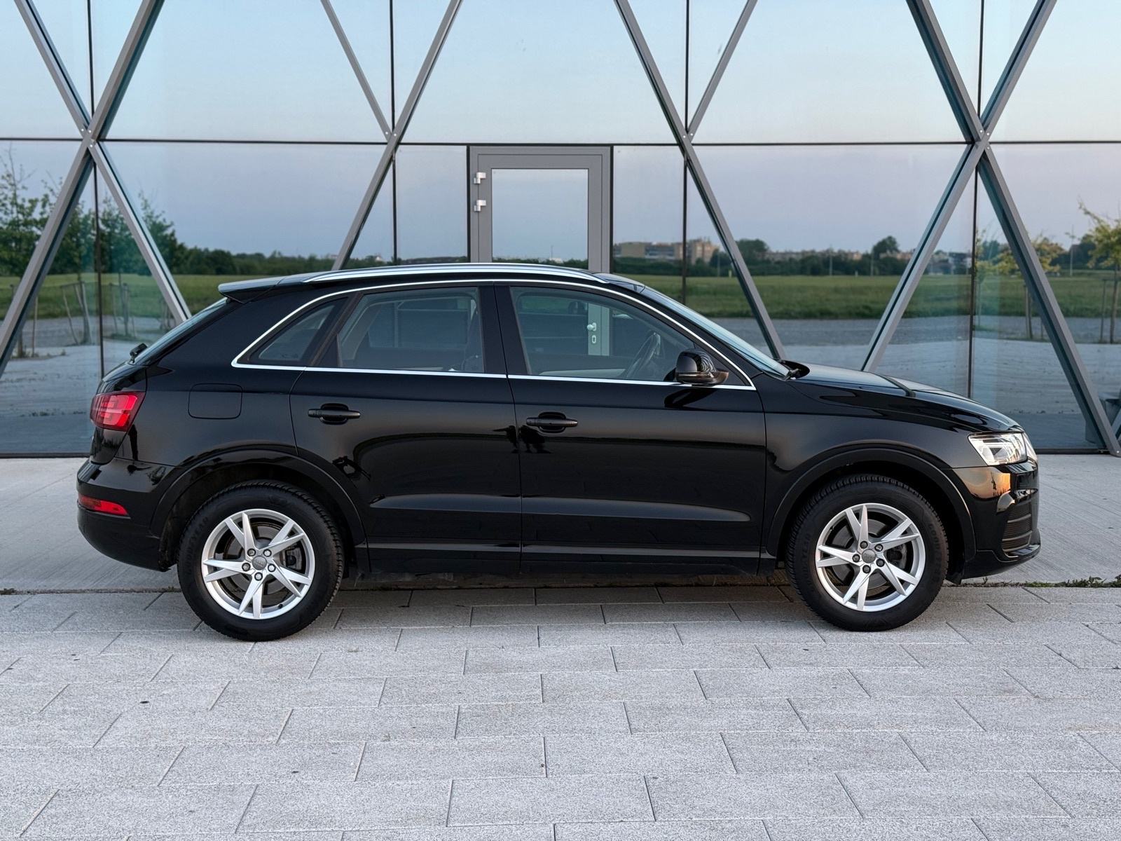 AUDI Q3 2,0TDI LED,TEMP,PDC,REG 09/26,HR AUTO,JAMSTVO,NA IME KUPCA, fotografija 6
