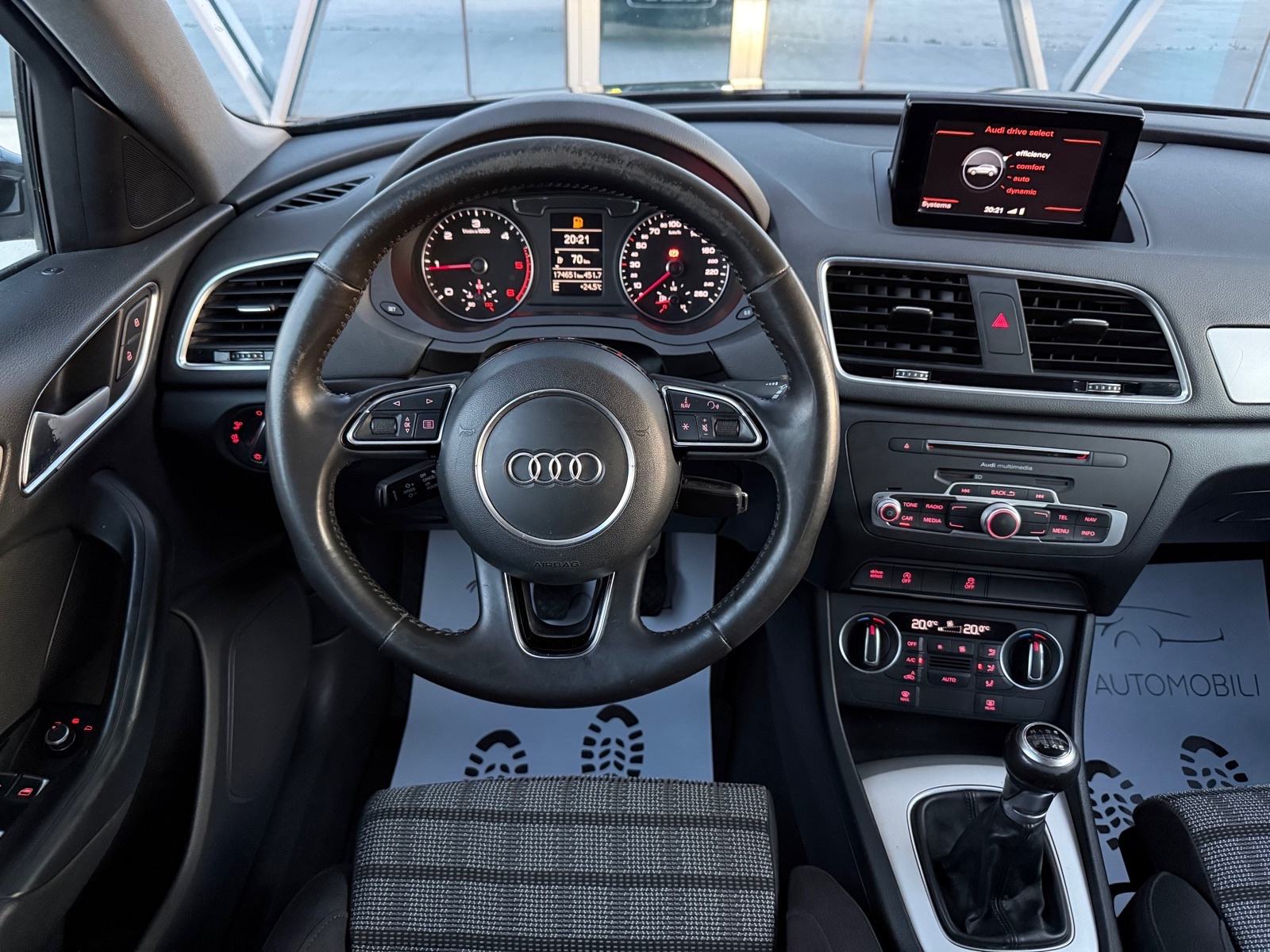AUDI Q3 2,0TDI LED,TEMP,PDC,REG 09/26,HR AUTO,JAMSTVO,NA IME KUPCA, fotografija 12