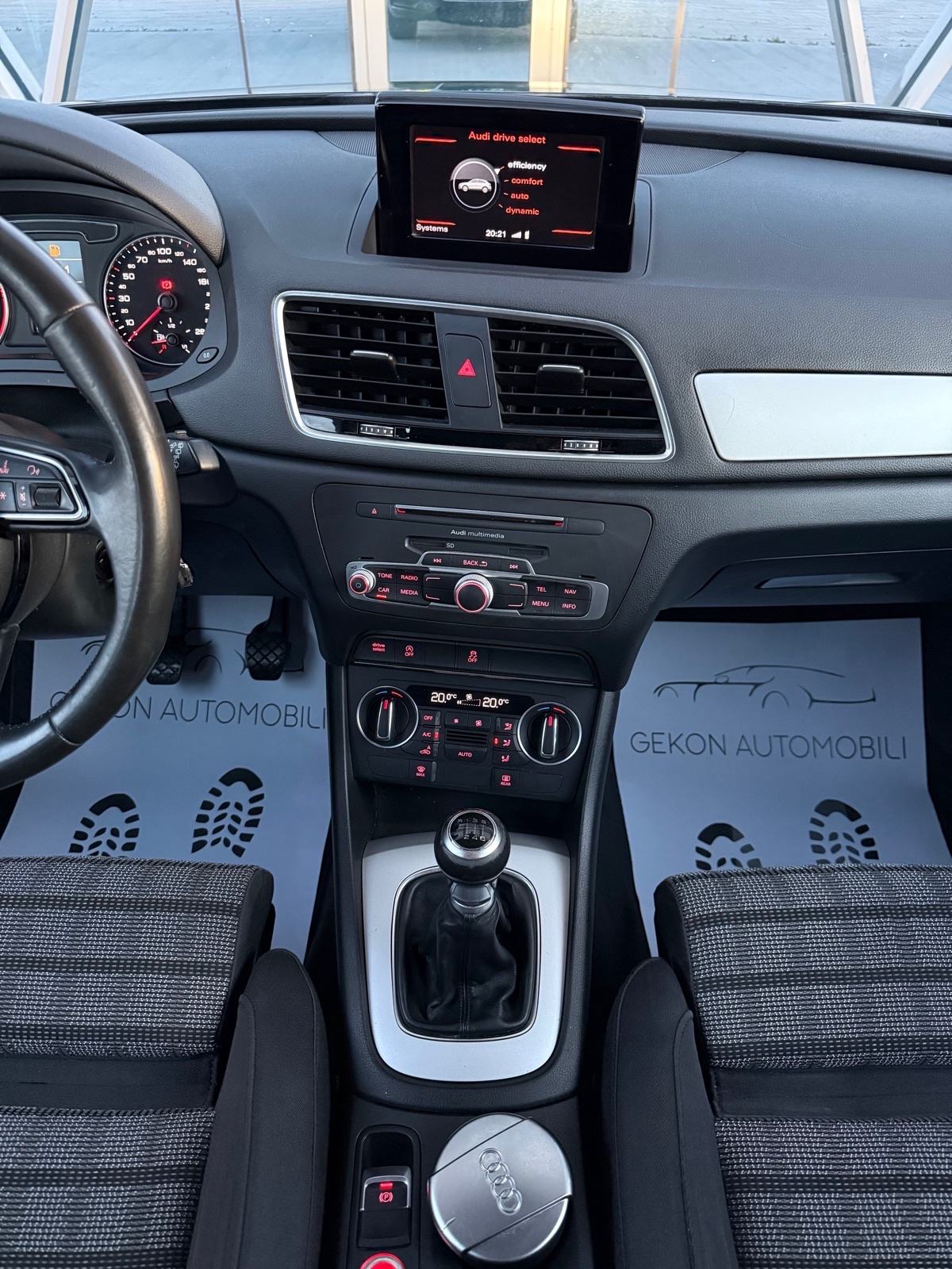 AUDI Q3 2,0TDI LED,TEMP,PDC,REG 09/26,HR AUTO,JAMSTVO,NA IME KUPCA, fotografija 13