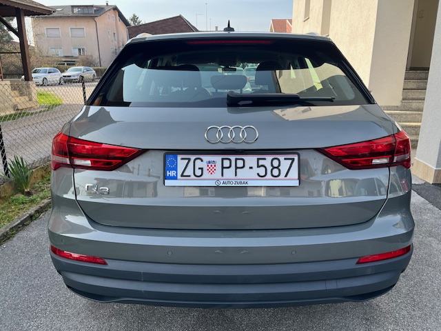 Audi Q3 35 TDI, 12/2021,mod:2022, 114150 km, servisna knjižica, fotografija 7