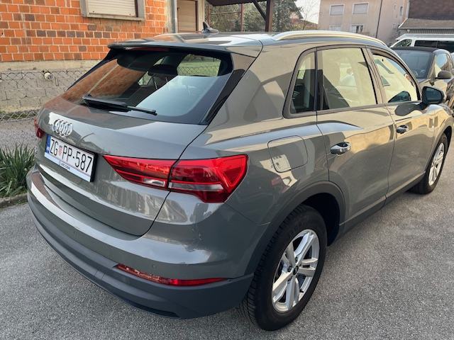 Audi Q3 35 TDI, 12/2021,mod:2022, 114150 km, servisna knjižica, fotografija 8