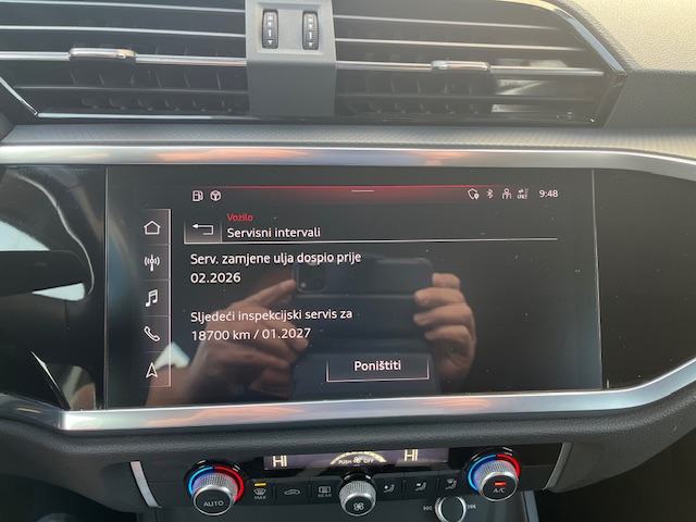 Audi Q3 35 TDI, 12/2021,mod:2022, 114150 km, servisna knjižica, fotografija 18