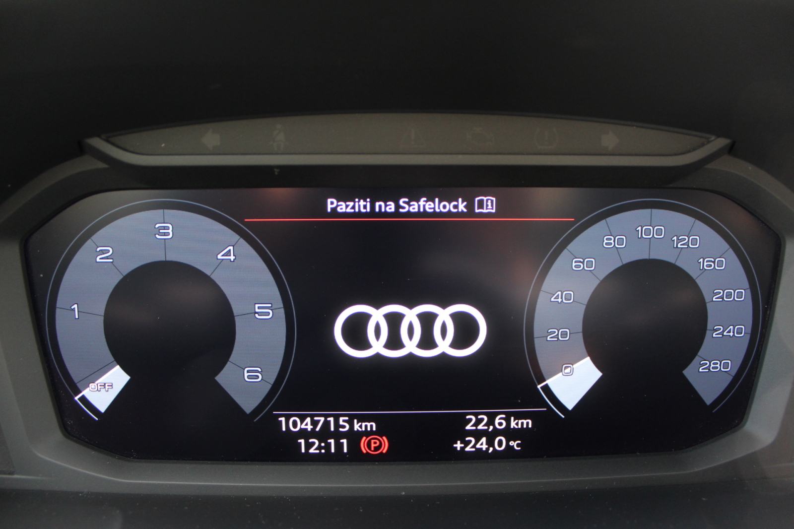Audi Q3 35 TDI 3x S-LINE, LED, PANORAMA, KOŽA, NAVI, ALU 18",GARANCIJA, fotografija 14