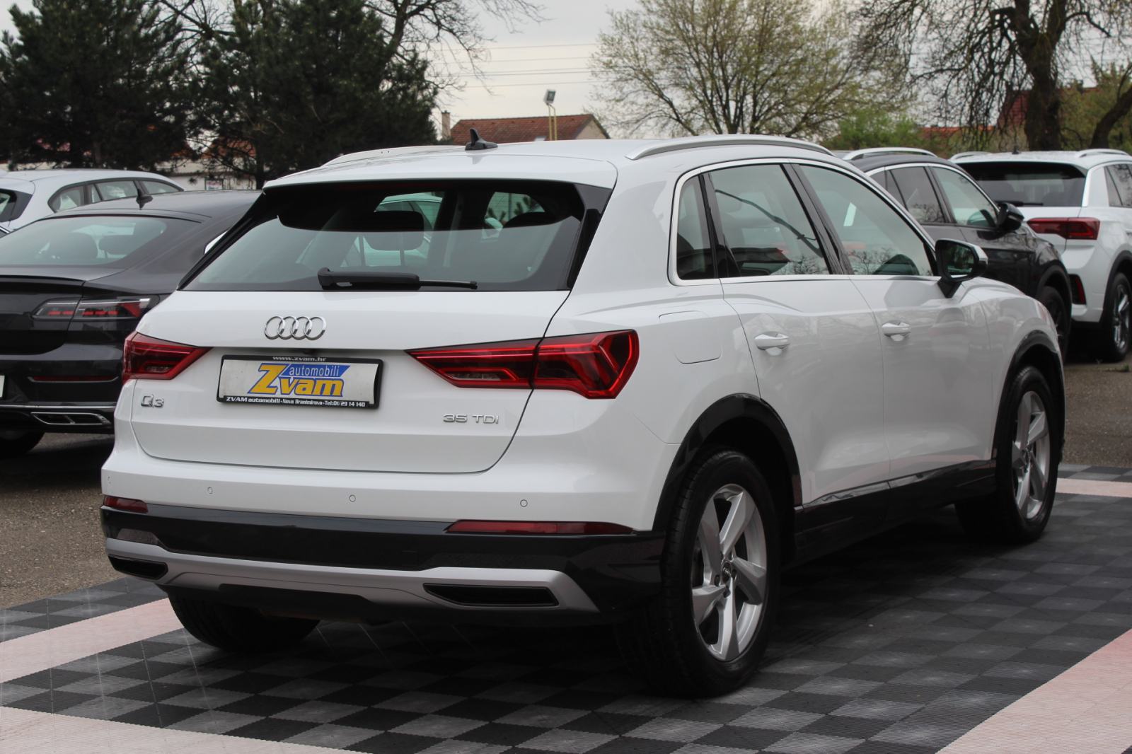 Audi Q3 35 TDI AUTOMATIK, LED, VIRTUAL, NAVI, KOŽA, ALU 18, GARANCIJA., fotografija 7