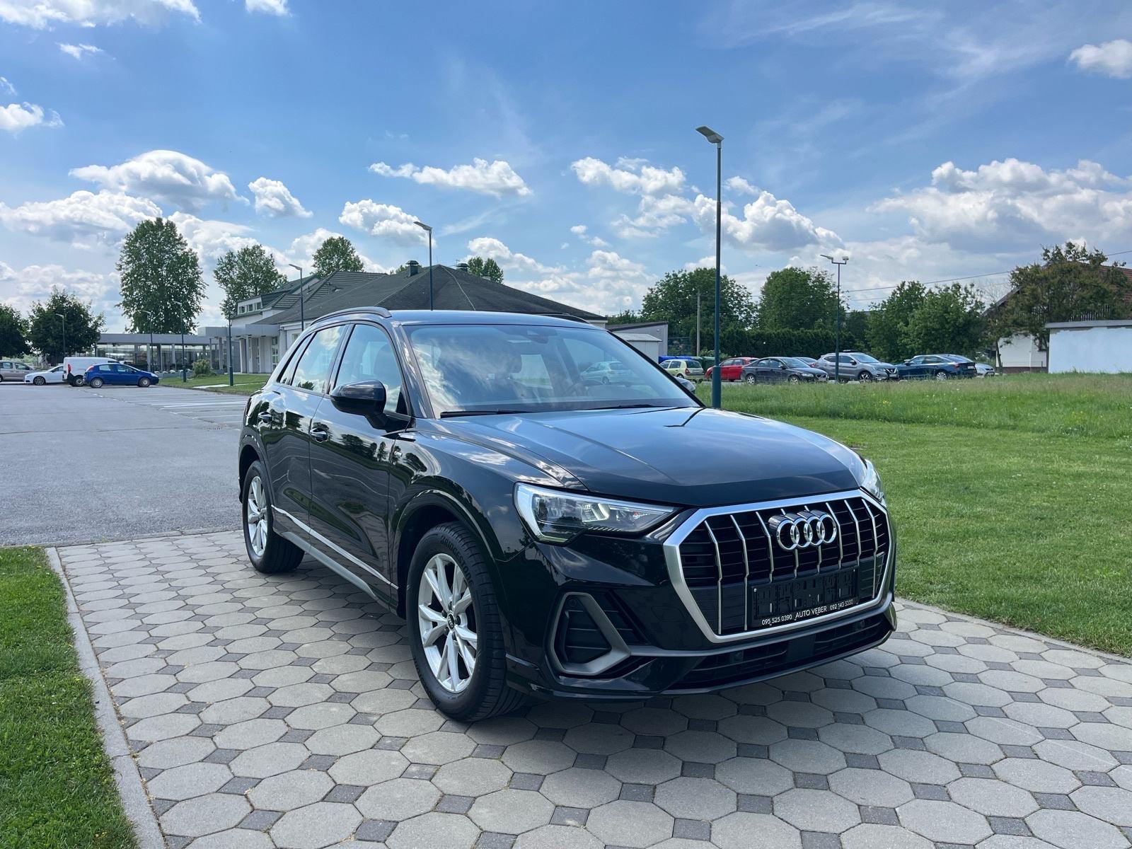 Audi Q3 35 TDI automatik S-Line, fotografija 9