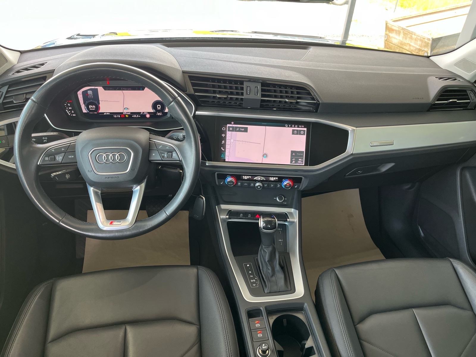 Audi Q3 35 TDI automatik S-Line, fotografija 11