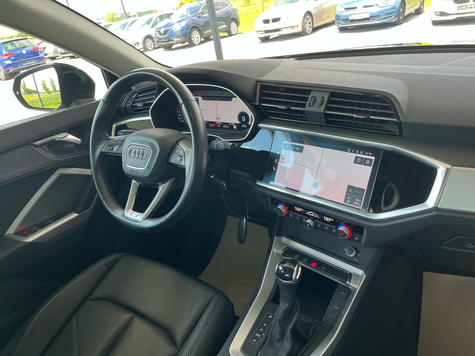 Audi Q3 35 TDI automatik S-Line, fotografija 13
