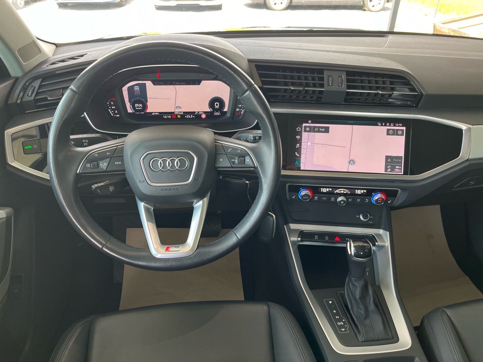 Audi Q3 35 TDI automatik S-Line, fotografija 17
