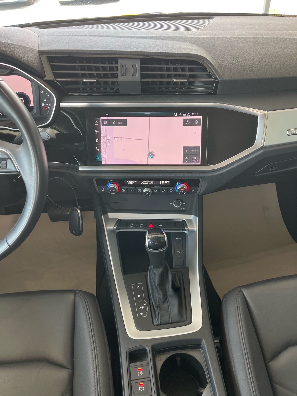 Audi Q3 35 TDI automatik S-Line, fotografija 18