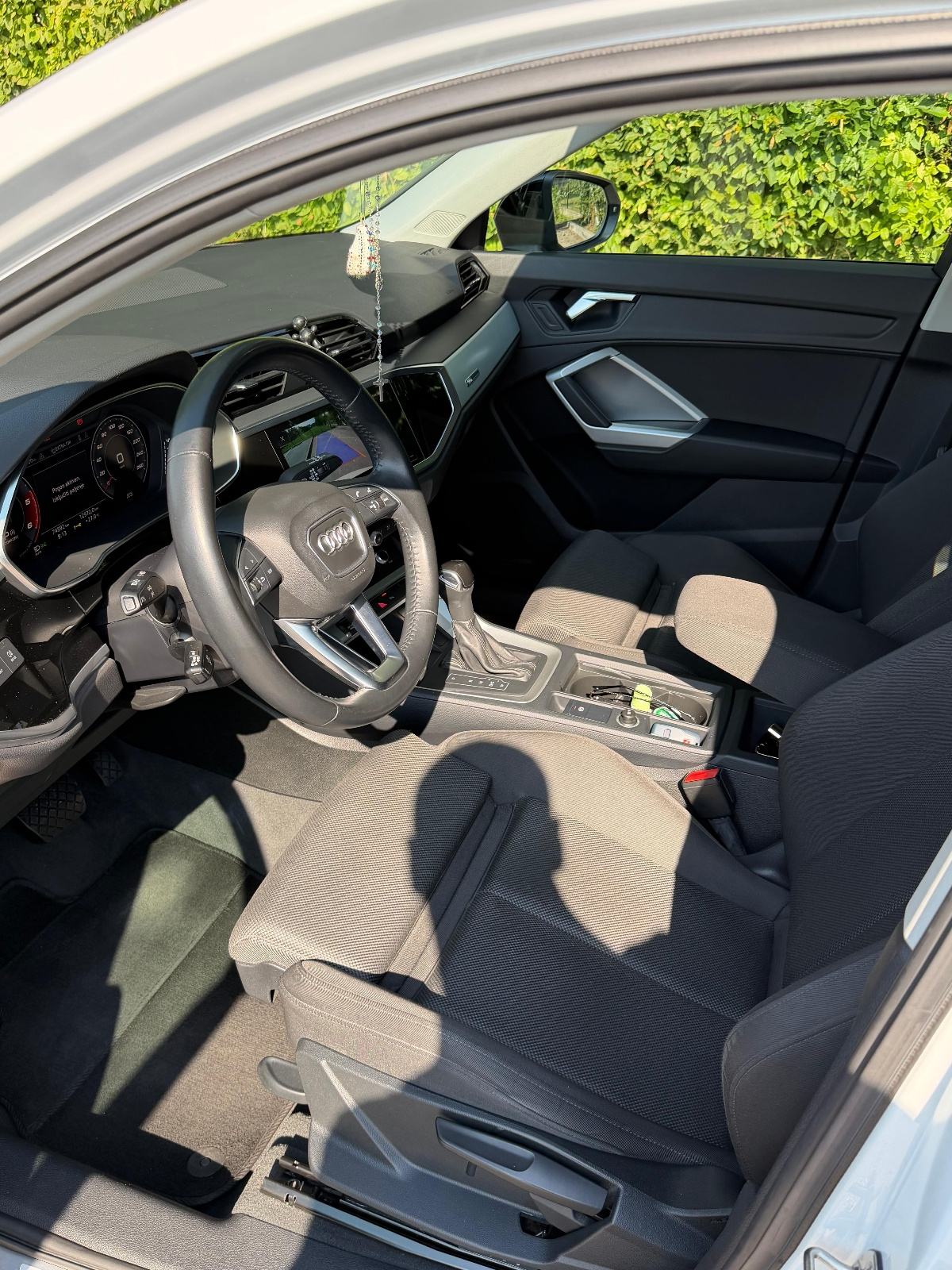 Audi Q3 35 TDI automatik S-line, reg 6/27, fotografija 9