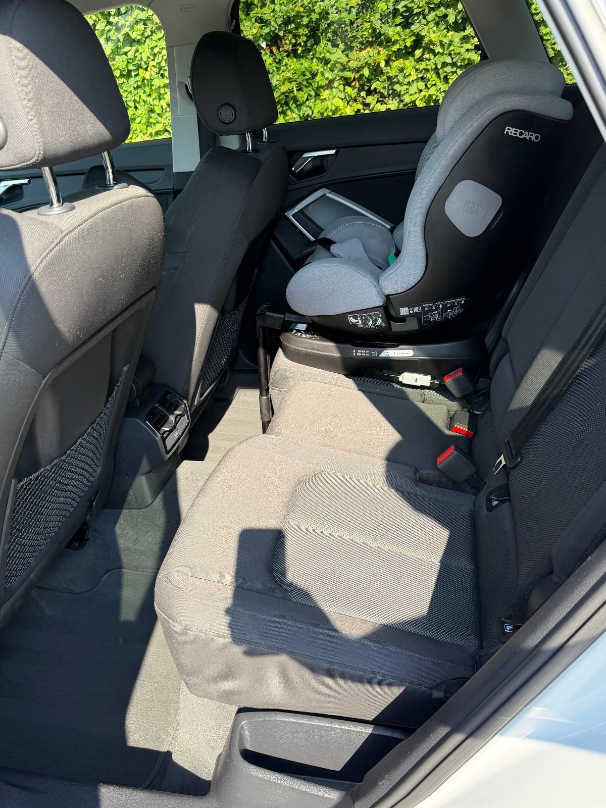 Audi Q3 35 TDI automatik S-line, reg 6/27, fotografija 11