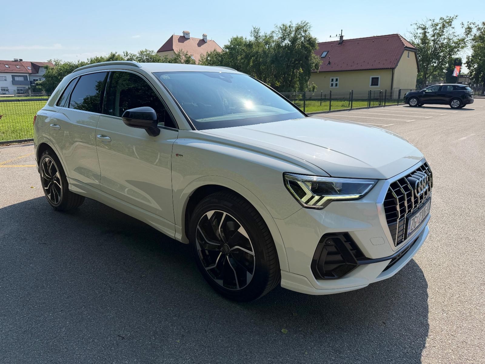 Audi Q3 35 TDI automatik S-line, reg 6/27, fotografija 3